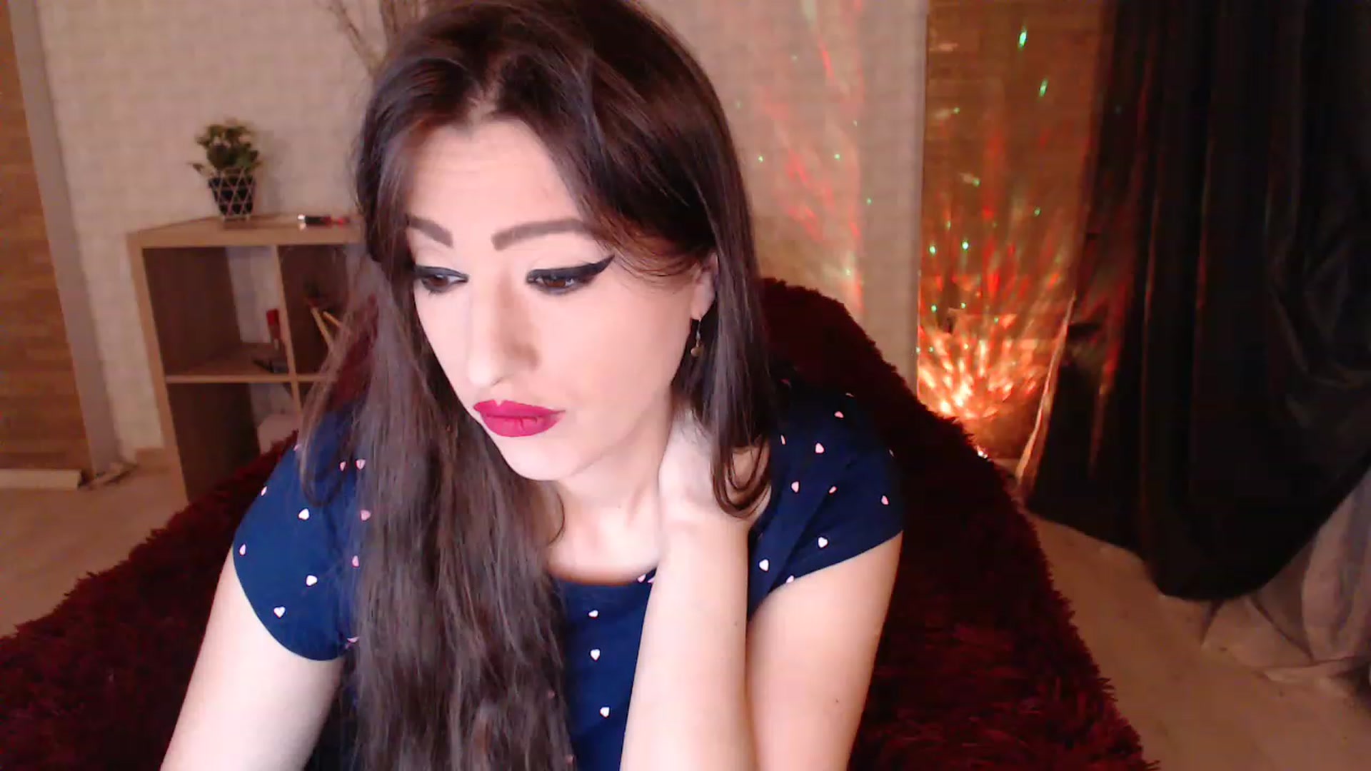 Gallery image thumbnail from HotRebbecca's myfreecams stream on, 12/12/2022, 03:01 image 12 of 20