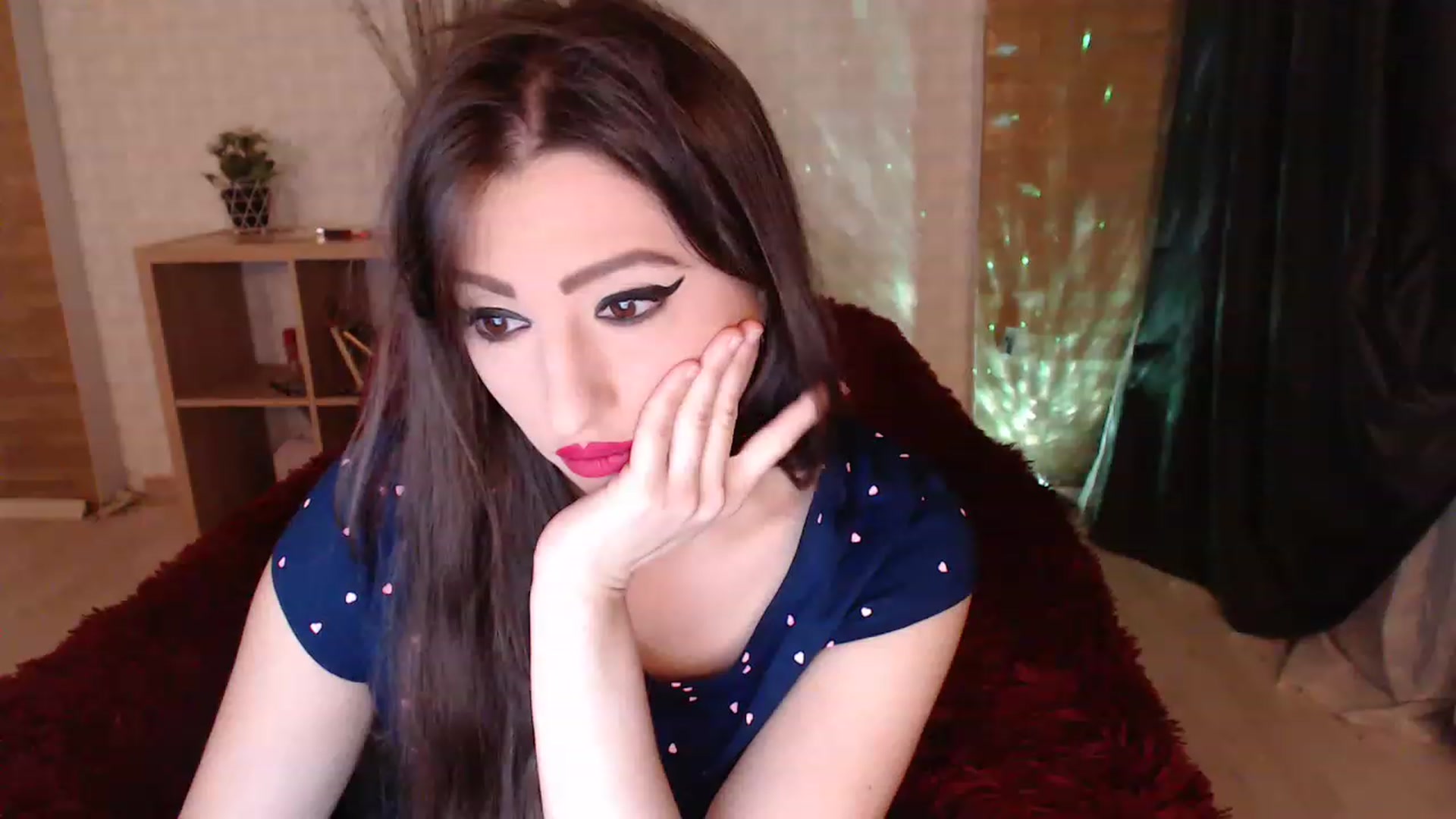 Gallery image thumbnail from HotRebbecca's myfreecams stream on, 12/12/2022, 03:01 image 14 of 20