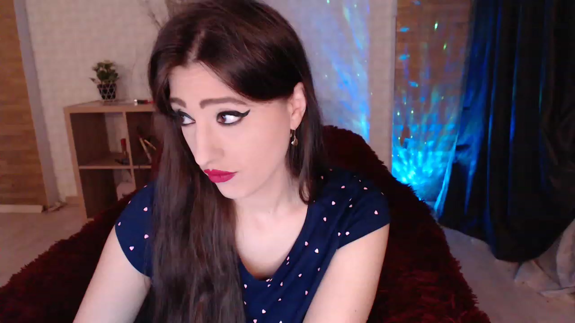 Gallery image thumbnail from HotRebbecca's myfreecams stream on, 12/12/2022, 03:01 image 4 of 20