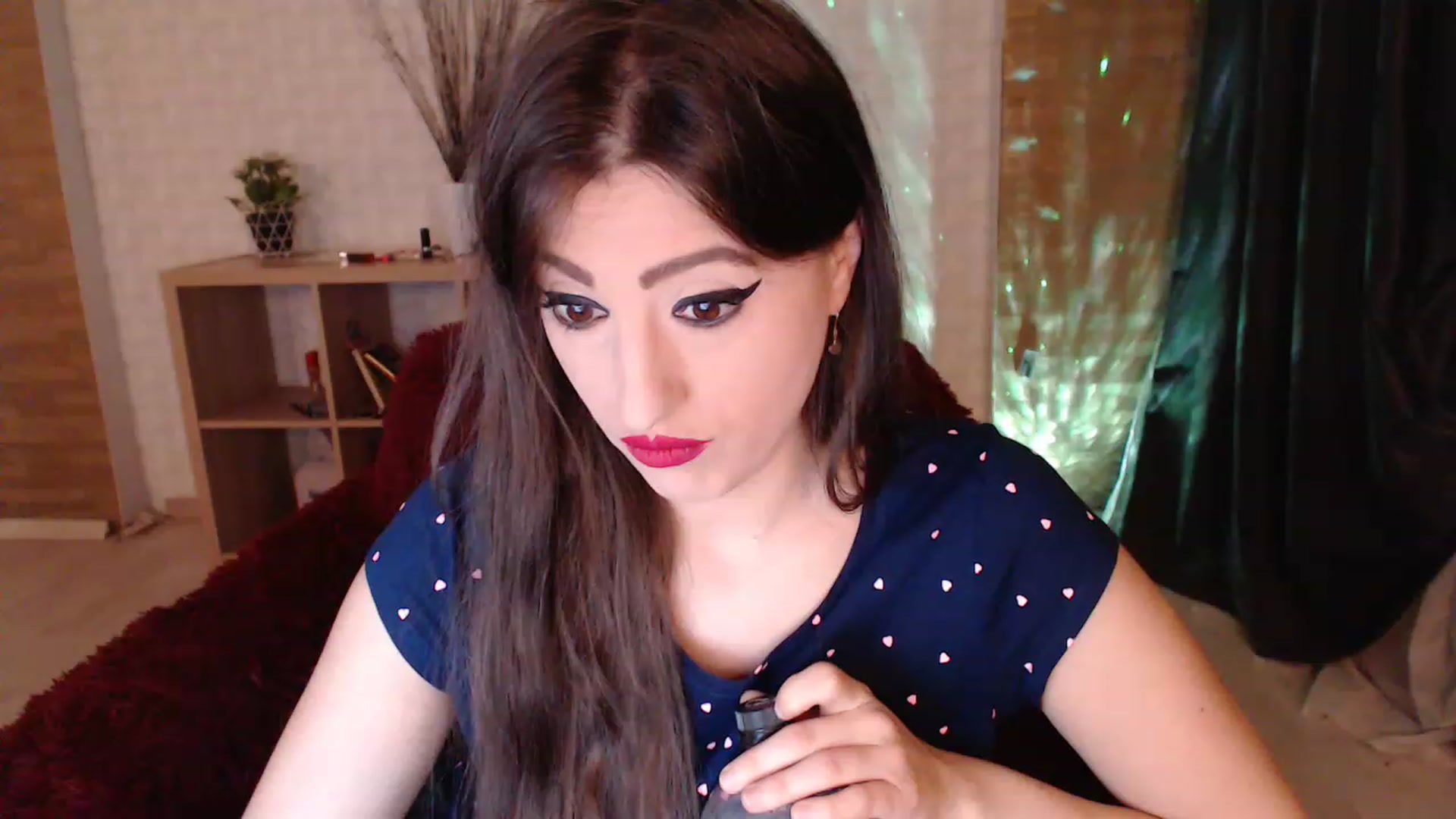 Gallery image thumbnail from HotRebbecca's myfreecams stream on, 12/12/2022, 03:01 image 8 of 20