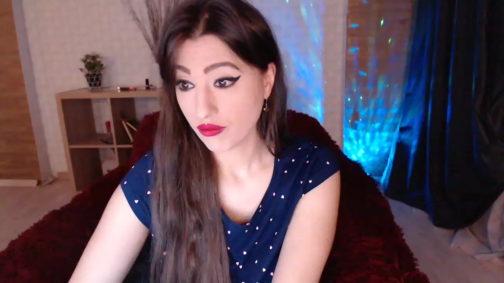 Gallery image thumbnail from HotRebbecca's myfreecams stream on, 12/12/2022, 03:01 image 1 of 20
