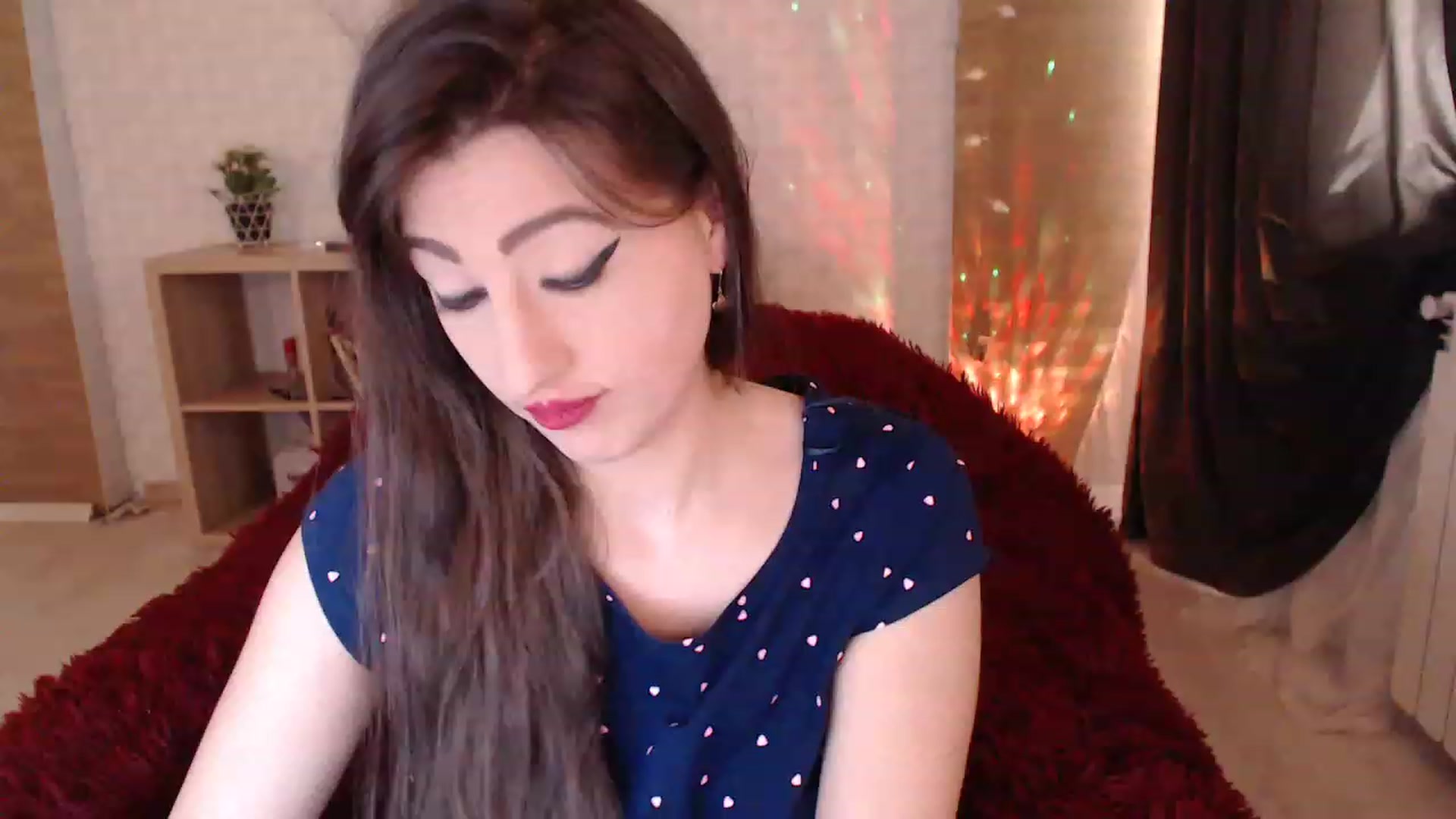 Gallery image thumbnail from HotRebbecca's myfreecams stream on, 12/12/2022, 08:19 image 19 of 20