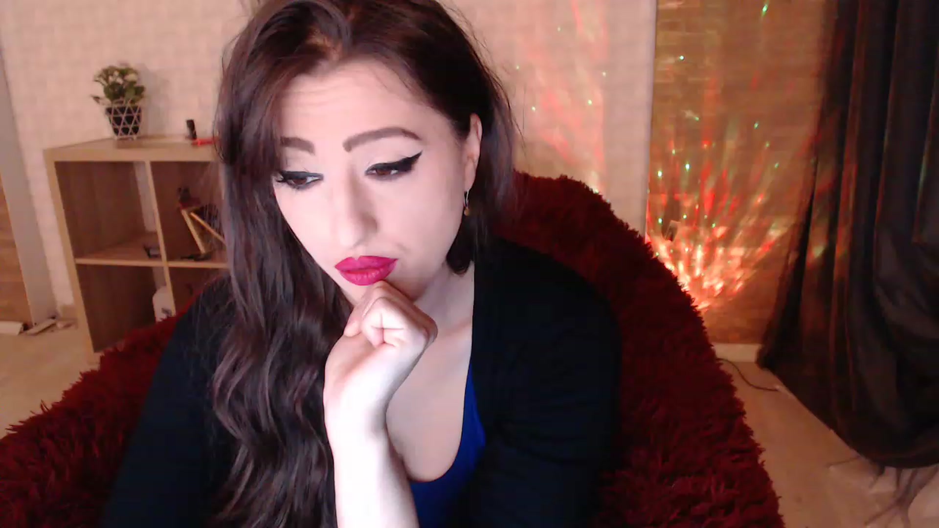 Gallery image thumbnail from HotRebbecca's myfreecams stream on, 12/18/2022, 01:55 image 2 of 20