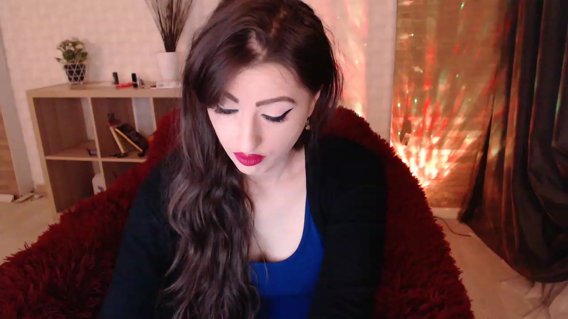 Gallery image thumbnail from HotRebbecca's myfreecams stream on, 12/18/2022, 01:55 image 10 of 20