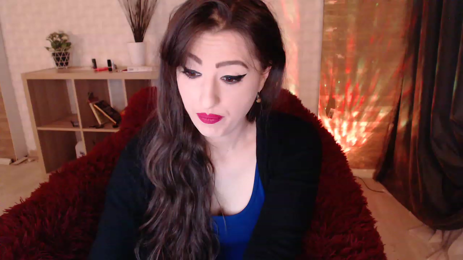 Gallery image thumbnail from HotRebbecca's myfreecams stream on, 12/18/2022, 01:55 image 13 of 20