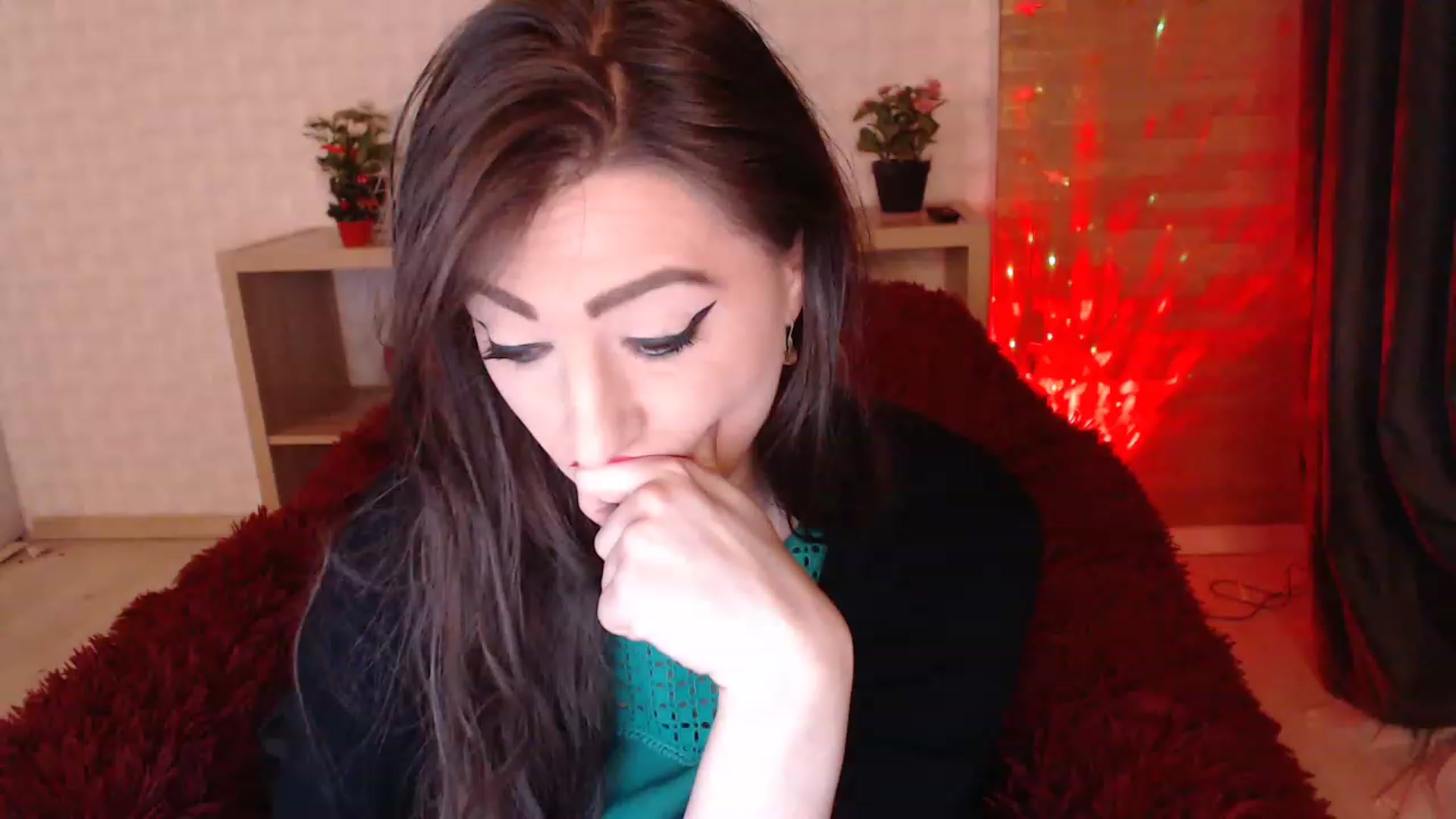 Gallery image thumbnail from HotRebbecca's myfreecams stream on, 12/21/2022, 07:45 image 19 of 20