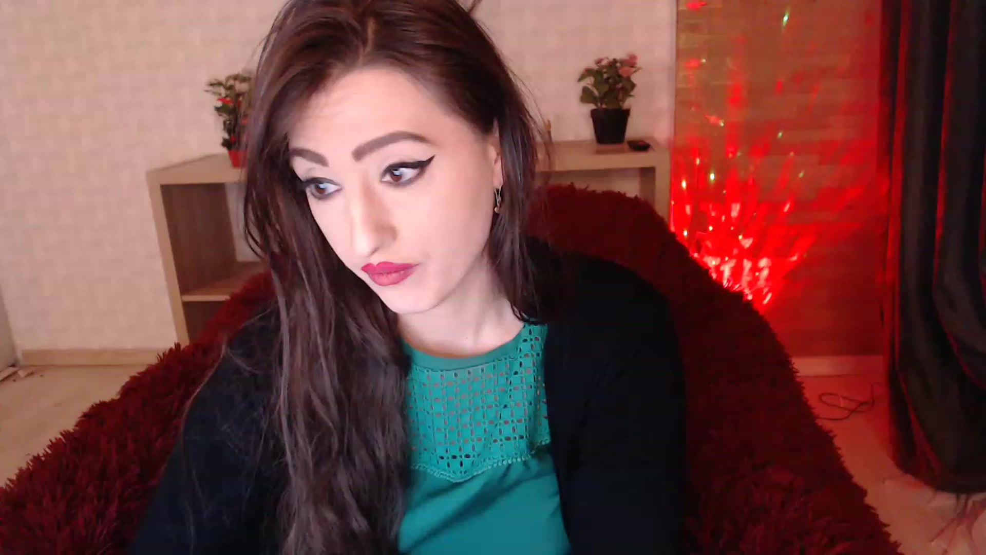 Gallery image thumbnail from HotRebbecca's myfreecams stream on, 12/21/2022, 07:45 image 15 of 20