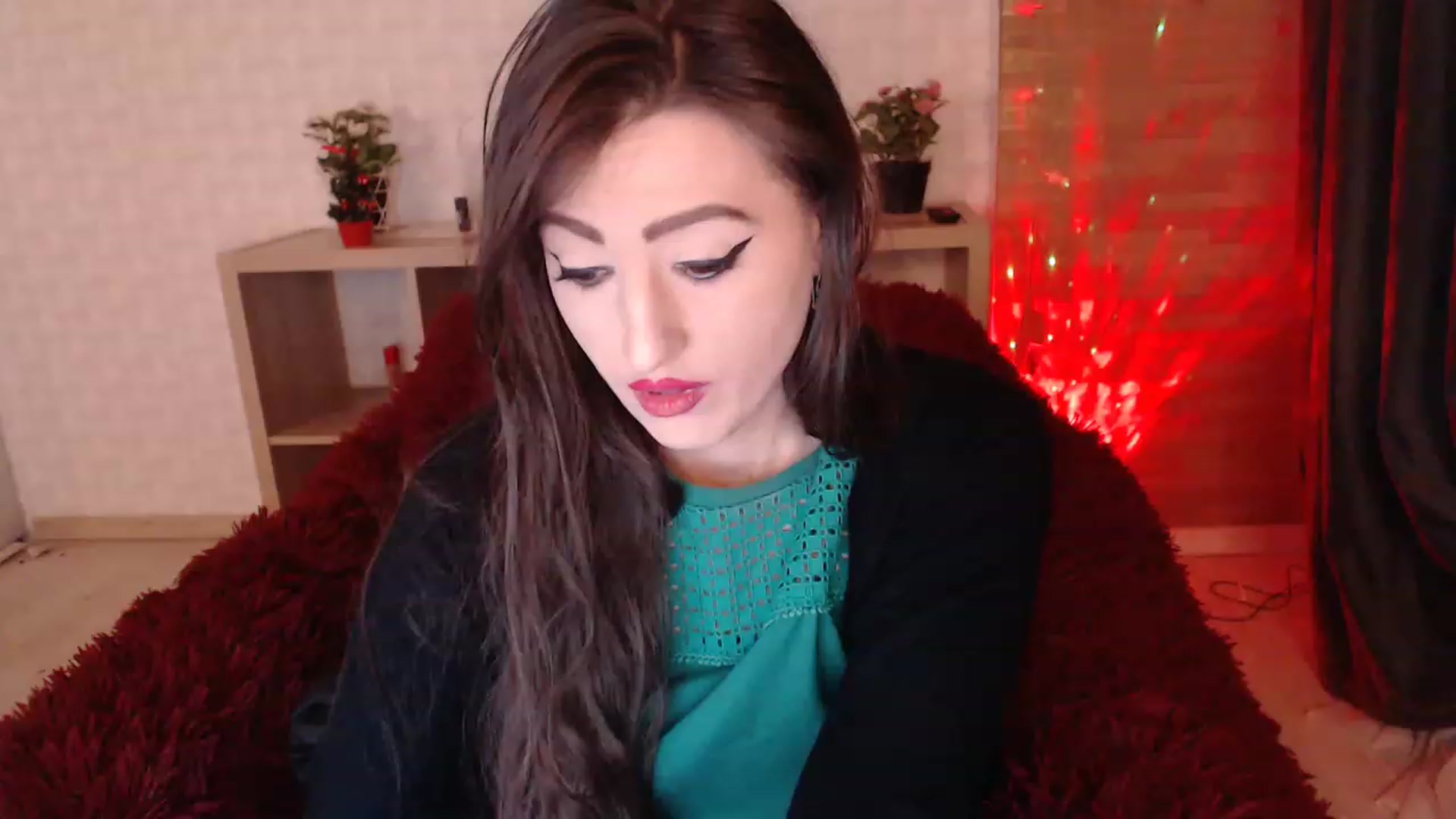 Gallery image thumbnail from HotRebbecca's myfreecams stream on, 12/21/2022, 07:45 image 1 of 20