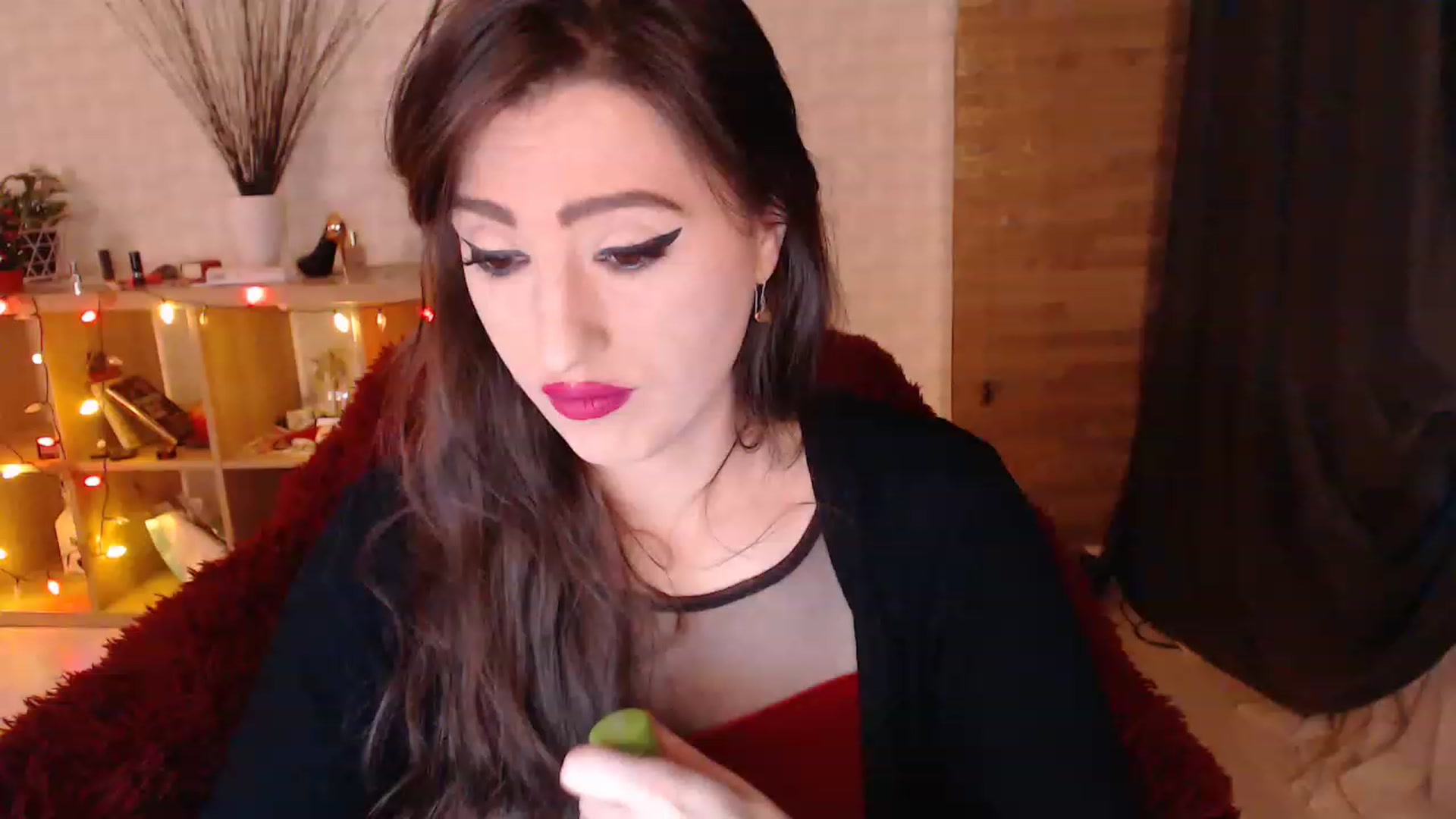 Gallery image thumbnail from HotRebbecca's myfreecams stream on, 12/26/2022, 01:39 image 20 of 20