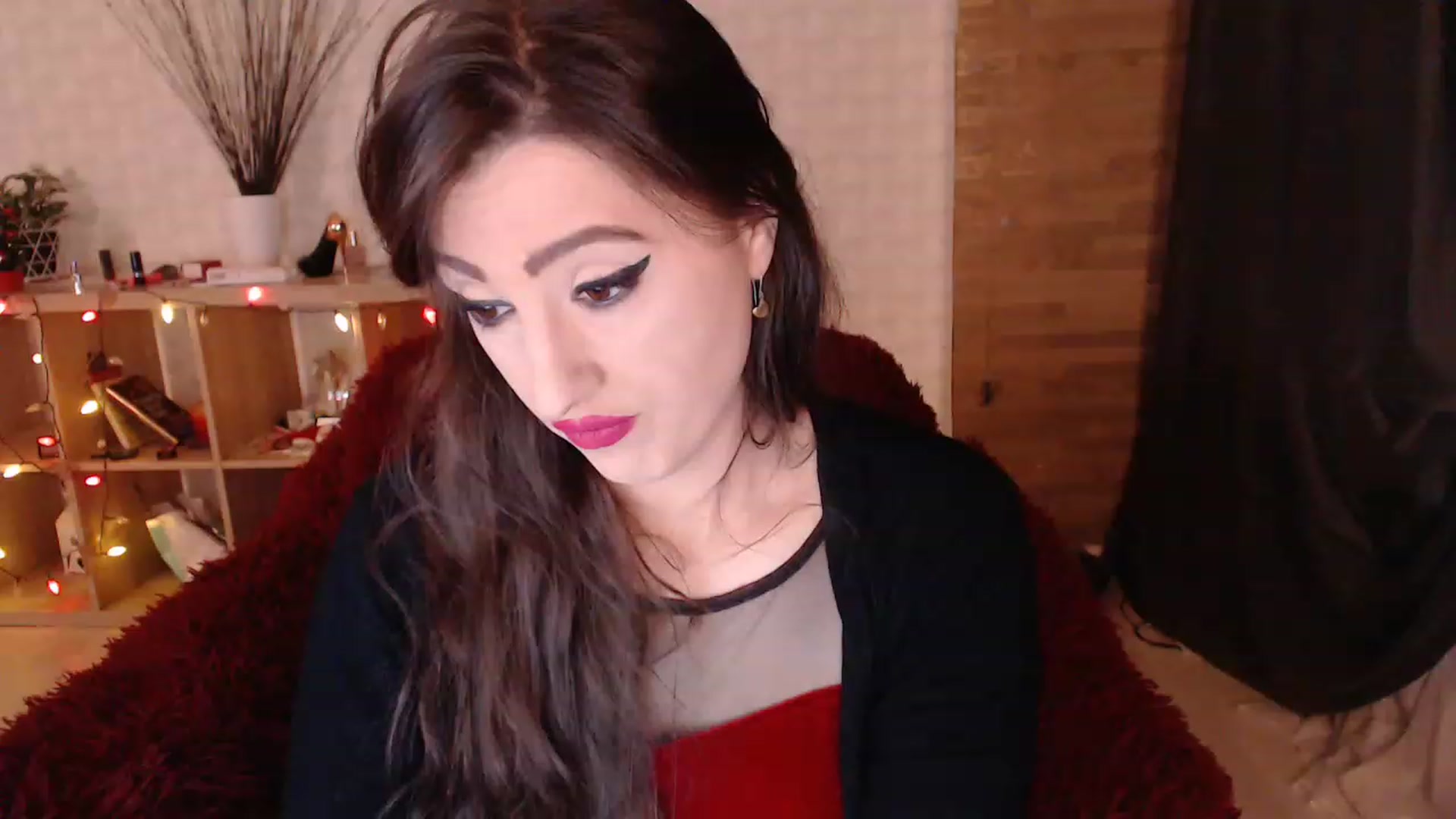 Gallery image thumbnail from HotRebbecca's myfreecams stream on, 12/26/2022, 01:39 image 13 of 20