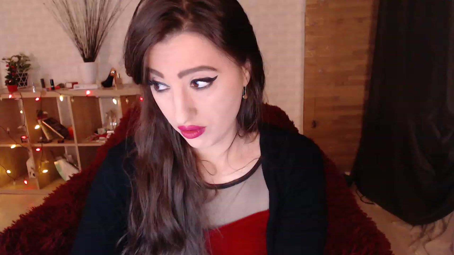 Gallery image thumbnail from HotRebbecca's myfreecams stream on, 12/26/2022, 01:39 image 4 of 20