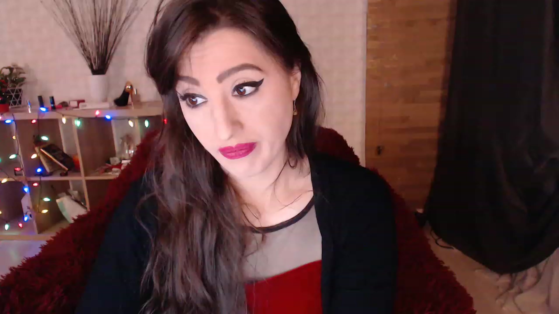 Gallery image thumbnail from HotRebbecca's myfreecams stream on, 12/26/2022, 01:39 image 11 of 20
