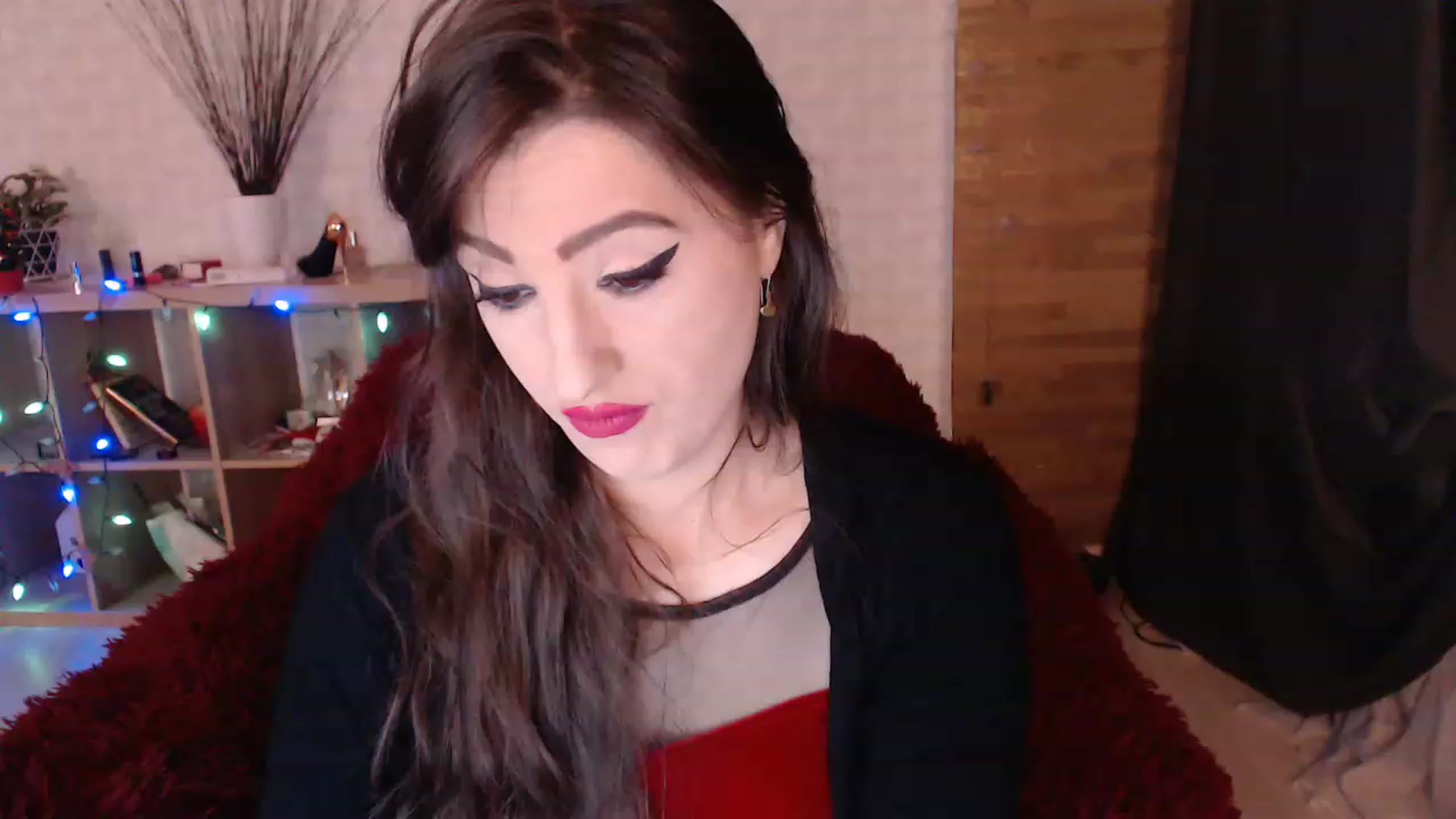 Gallery image thumbnail from HotRebbecca's myfreecams stream on, 12/26/2022, 01:39 image 18 of 20