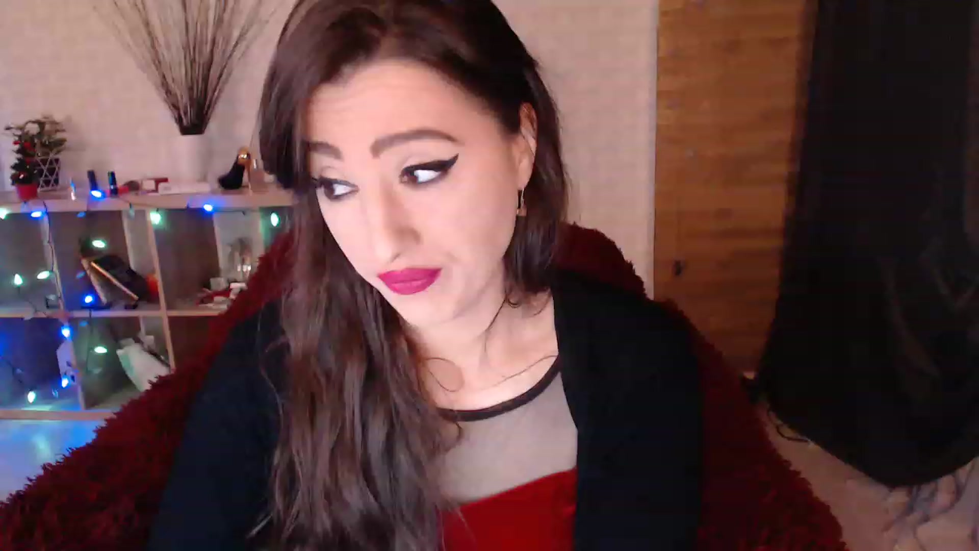 Gallery image thumbnail from HotRebbecca's myfreecams stream on, 12/26/2022, 01:39 image 2 of 20