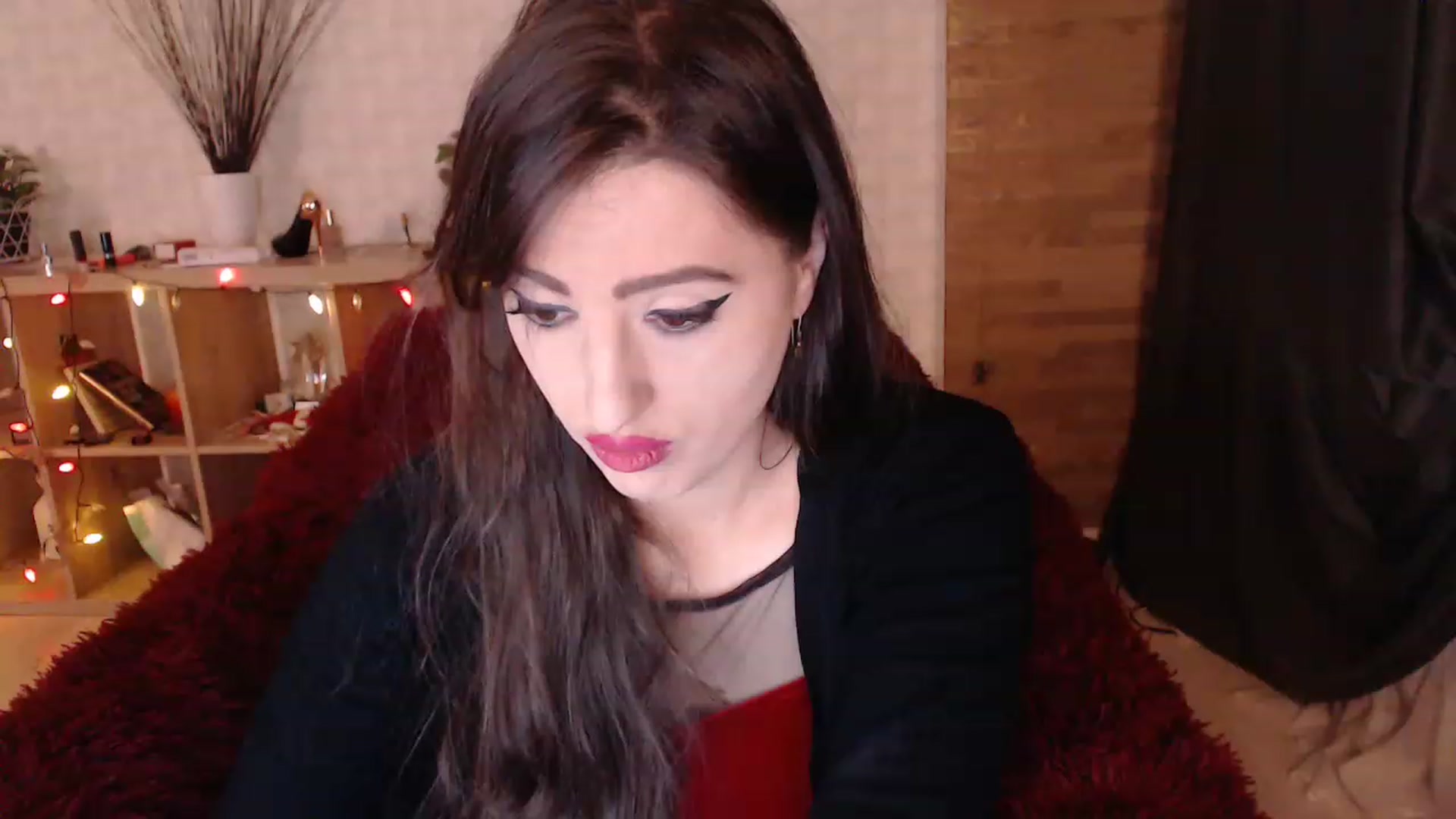 Gallery image thumbnail from HotRebbecca's myfreecams stream on, 12/26/2022, 05:13 image 9 of 20