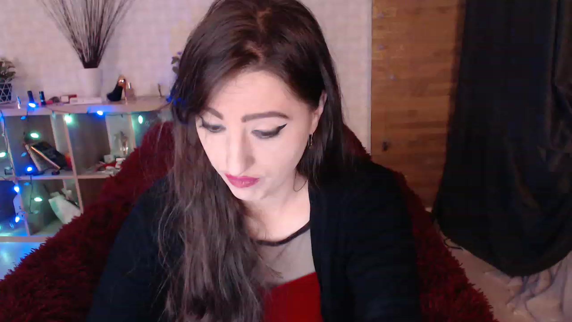 Gallery image thumbnail from HotRebbecca's myfreecams stream on, 12/26/2022, 05:13 image 6 of 20