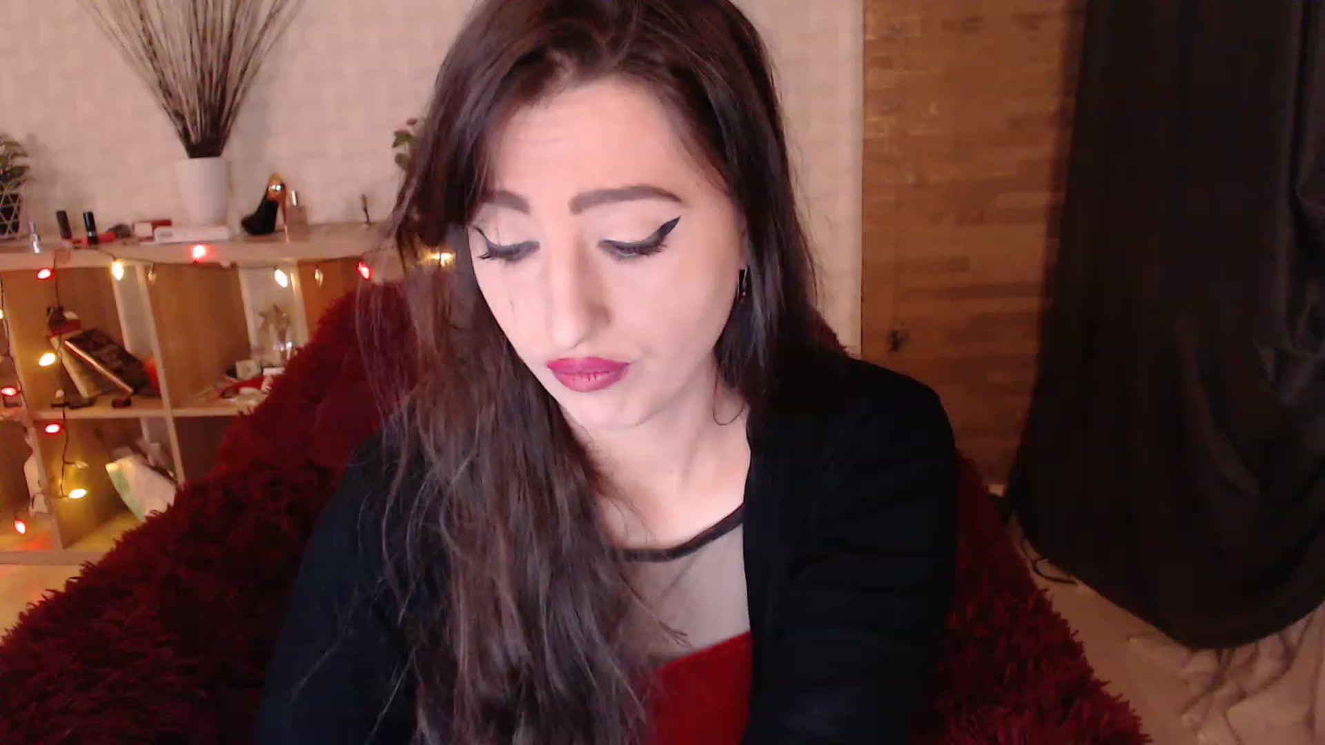 Gallery image thumbnail from HotRebbecca's myfreecams stream on, 12/26/2022, 05:13 image 17 of 20