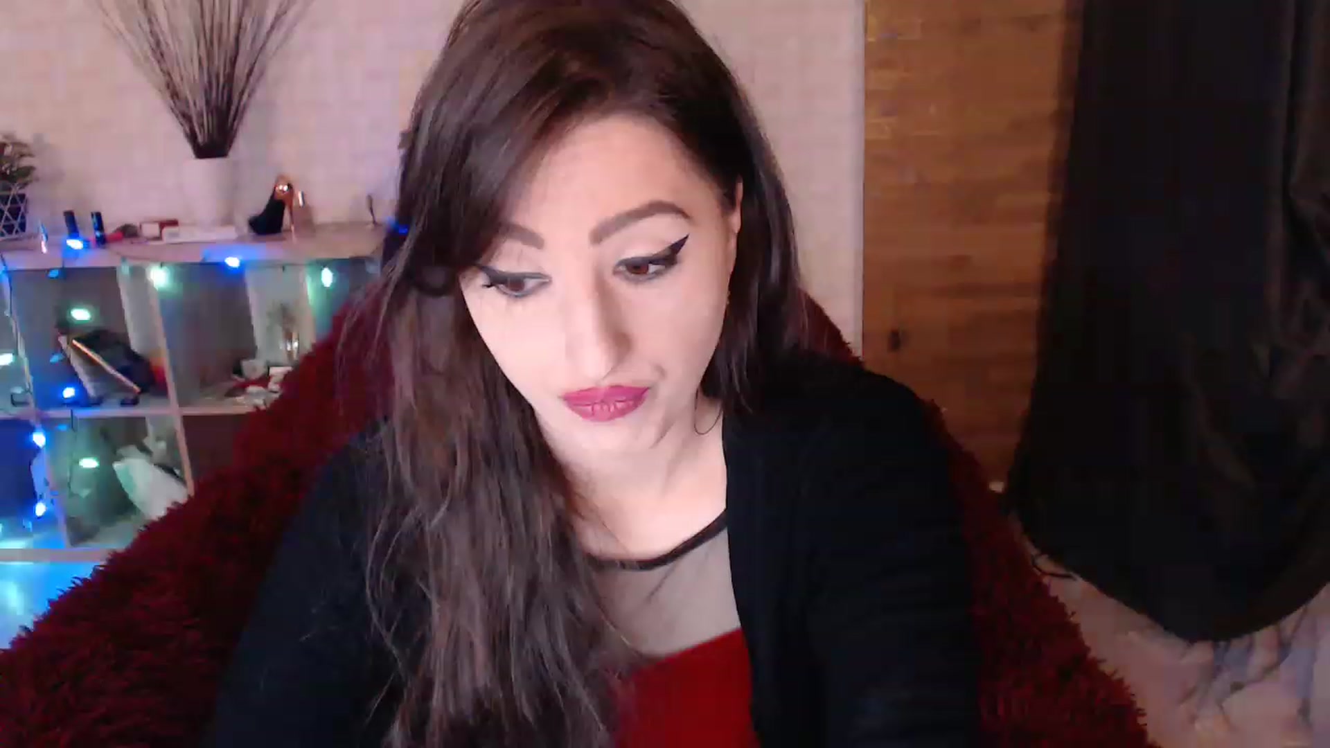 Gallery image thumbnail from HotRebbecca's myfreecams stream on, 12/26/2022, 05:13 image 4 of 20