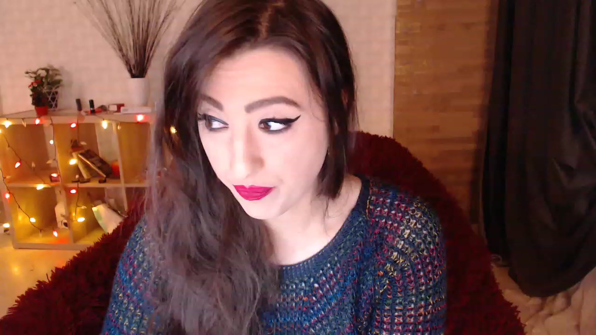 Gallery image thumbnail from HotRebbecca's myfreecams stream on, 12/27/2022, 01:03 image 2 of 20