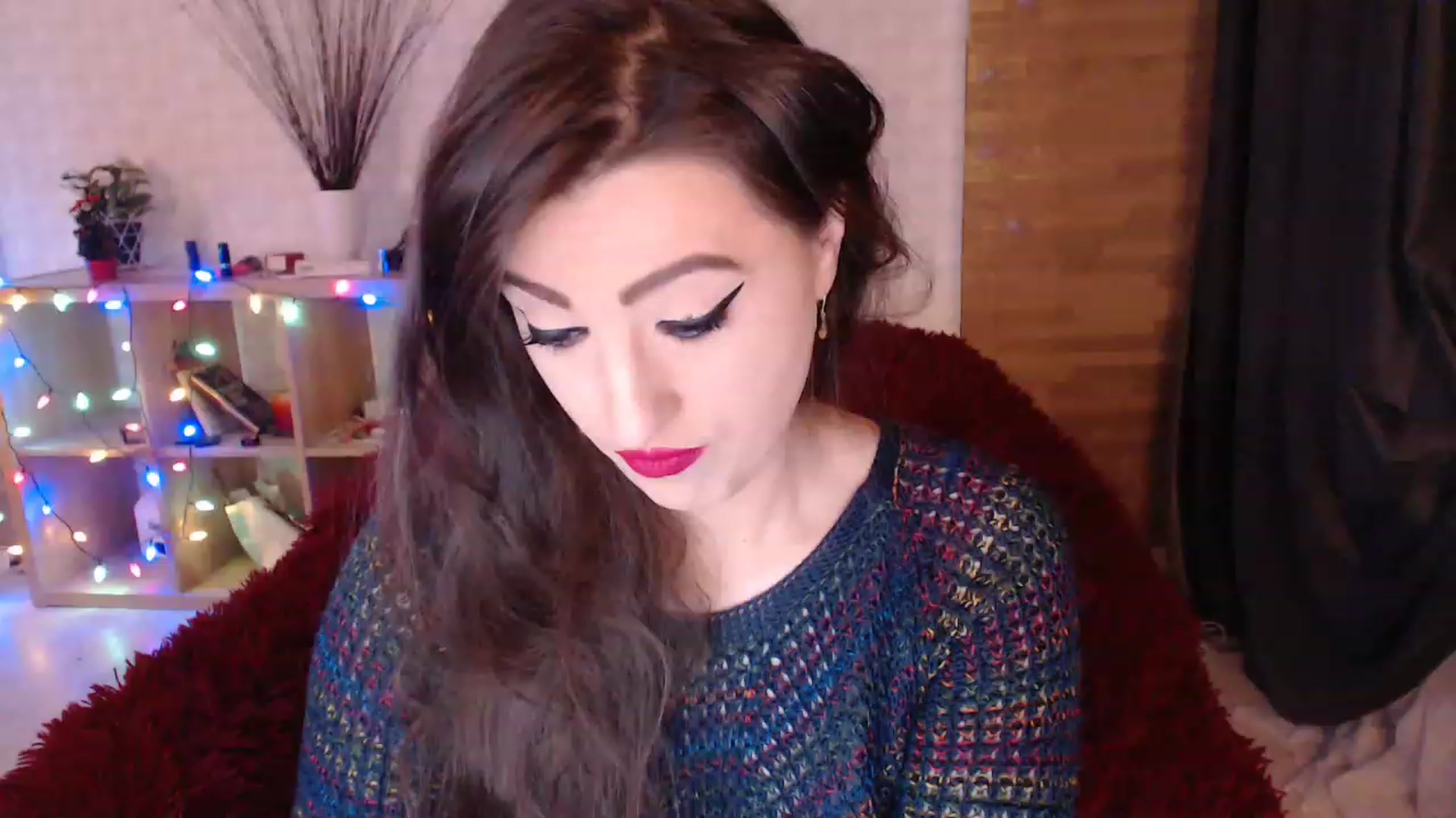 Gallery image thumbnail from HotRebbecca's myfreecams stream on, 12/27/2022, 01:03 image 17 of 20