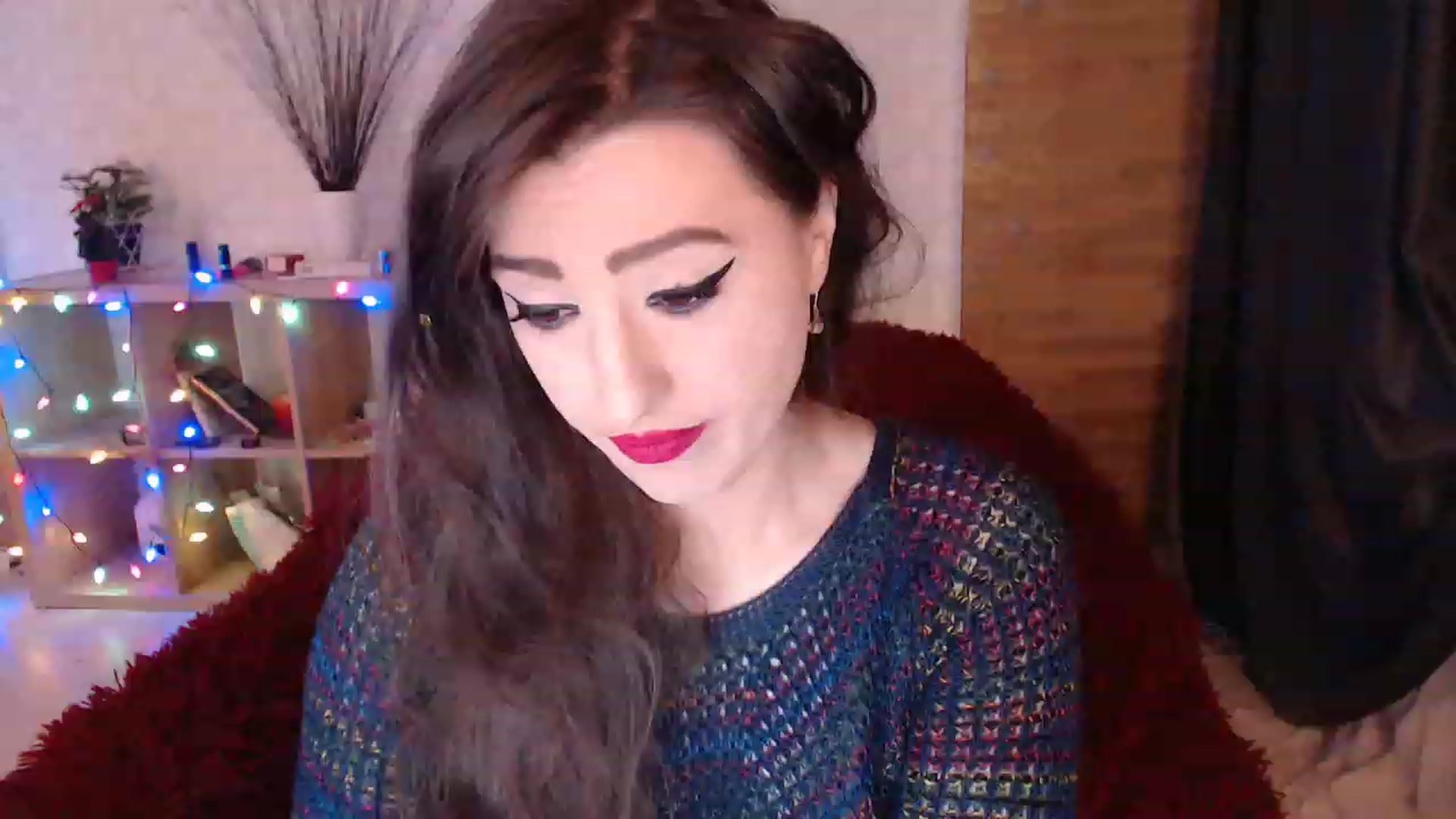 Gallery image thumbnail from HotRebbecca's myfreecams stream on, 12/27/2022, 01:03 image 12 of 20