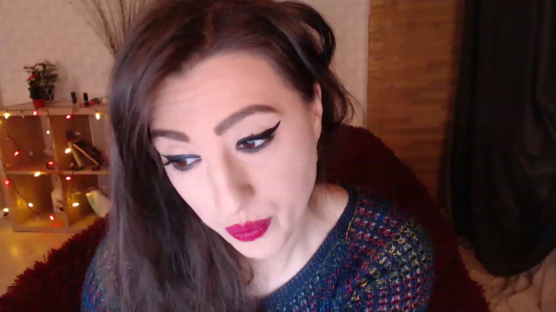 Gallery image thumbnail from HotRebbecca's myfreecams stream on, 12/27/2022, 01:03 image 19 of 20