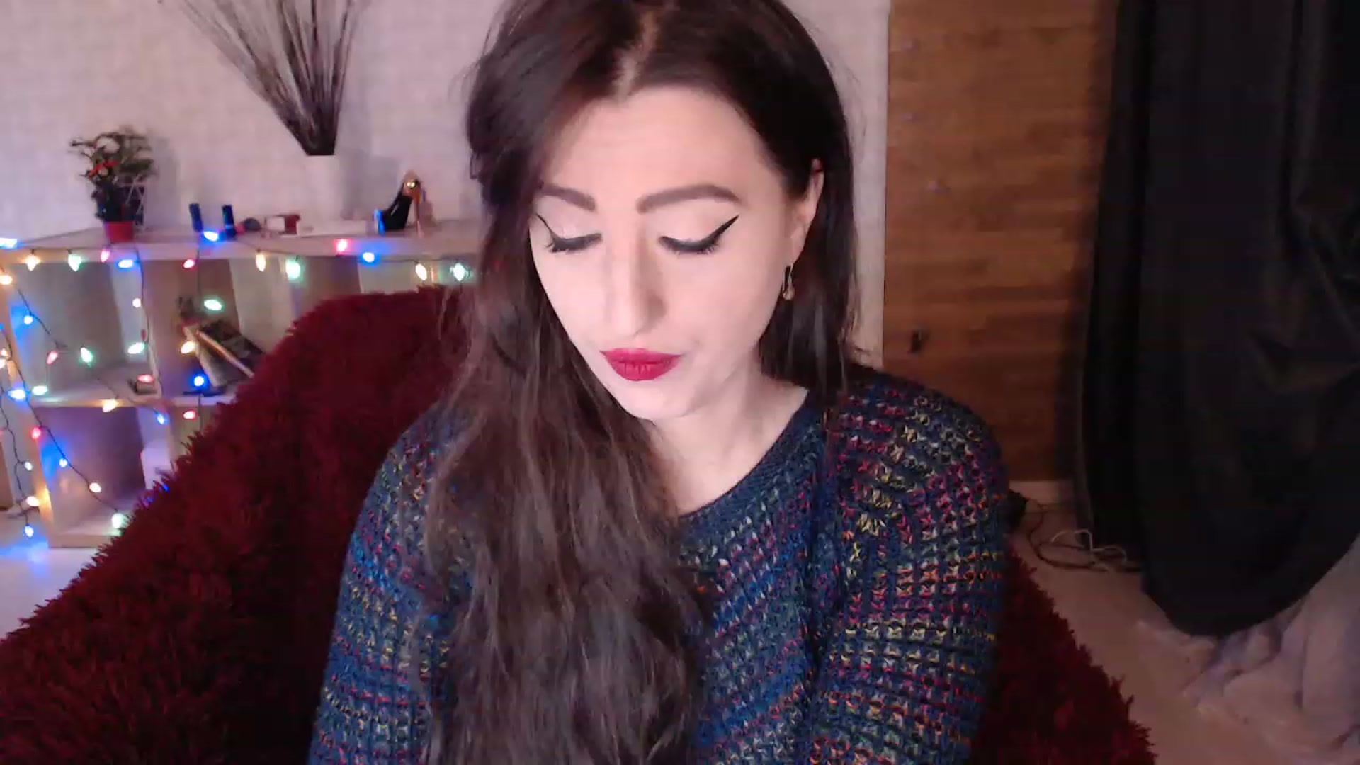 Gallery image thumbnail from HotRebbecca's myfreecams stream on, 12/27/2022, 03:51 image 14 of 20