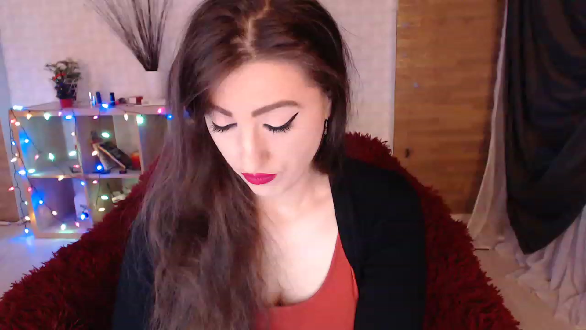 Gallery image thumbnail from HotRebbecca's myfreecams stream on, 12/28/2022, 01:39 image 13 of 20