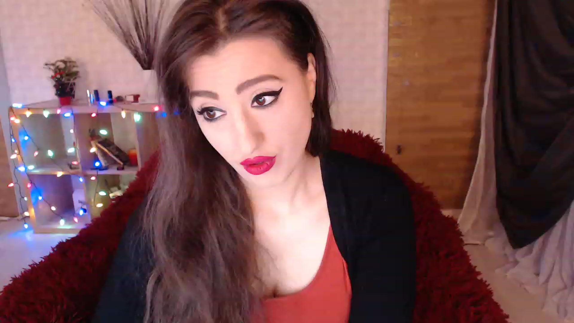 Gallery image thumbnail from HotRebbecca's myfreecams stream on, 12/28/2022, 01:39 image 9 of 20