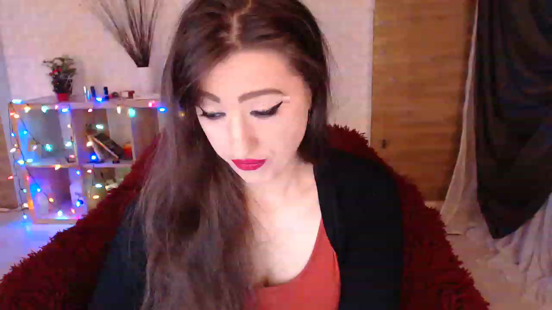 Gallery image thumbnail from HotRebbecca's myfreecams stream on, 12/28/2022, 01:39 image 15 of 20