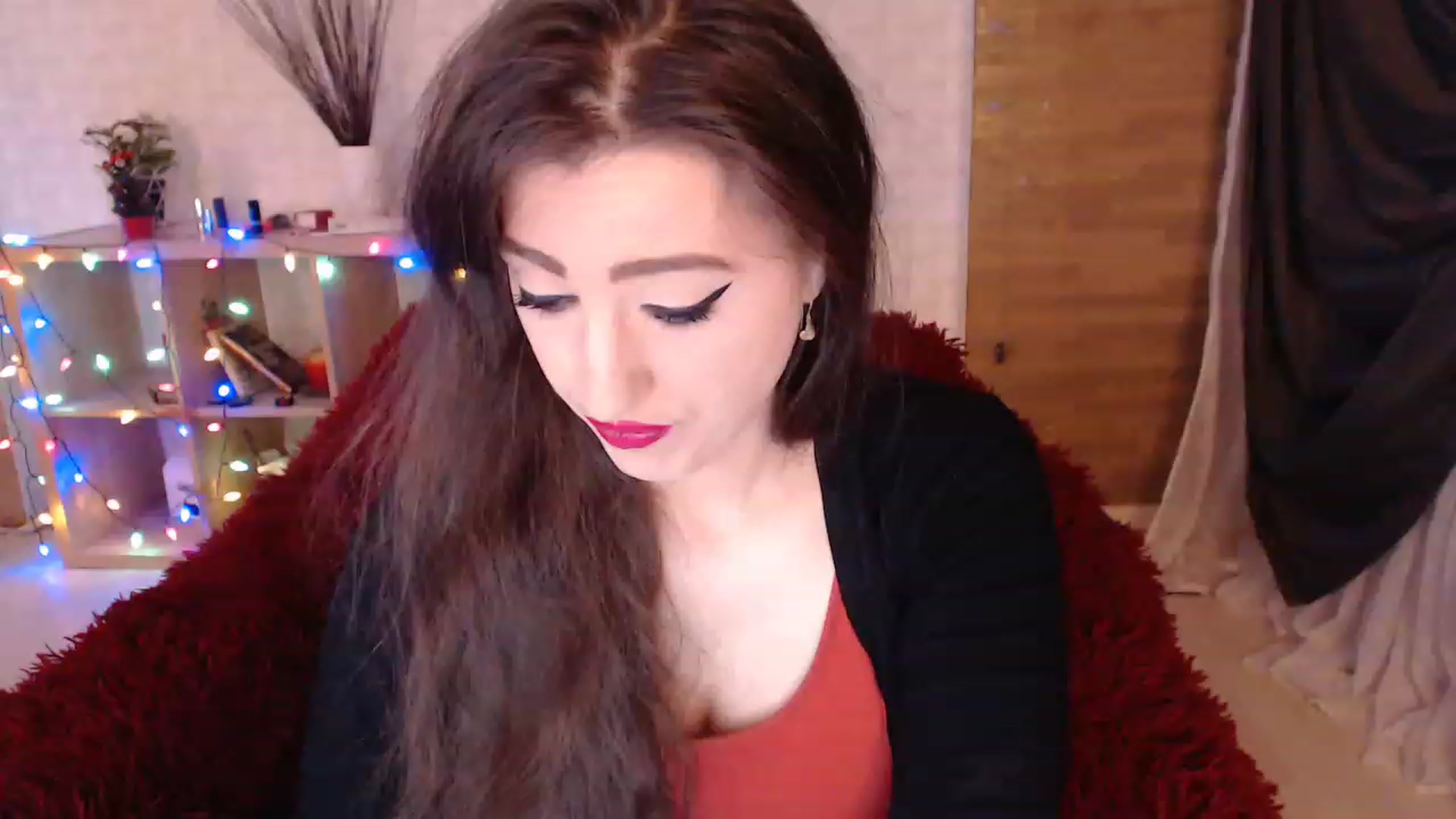 Gallery image thumbnail from HotRebbecca's myfreecams stream on, 12/28/2022, 02:50 image 18 of 20