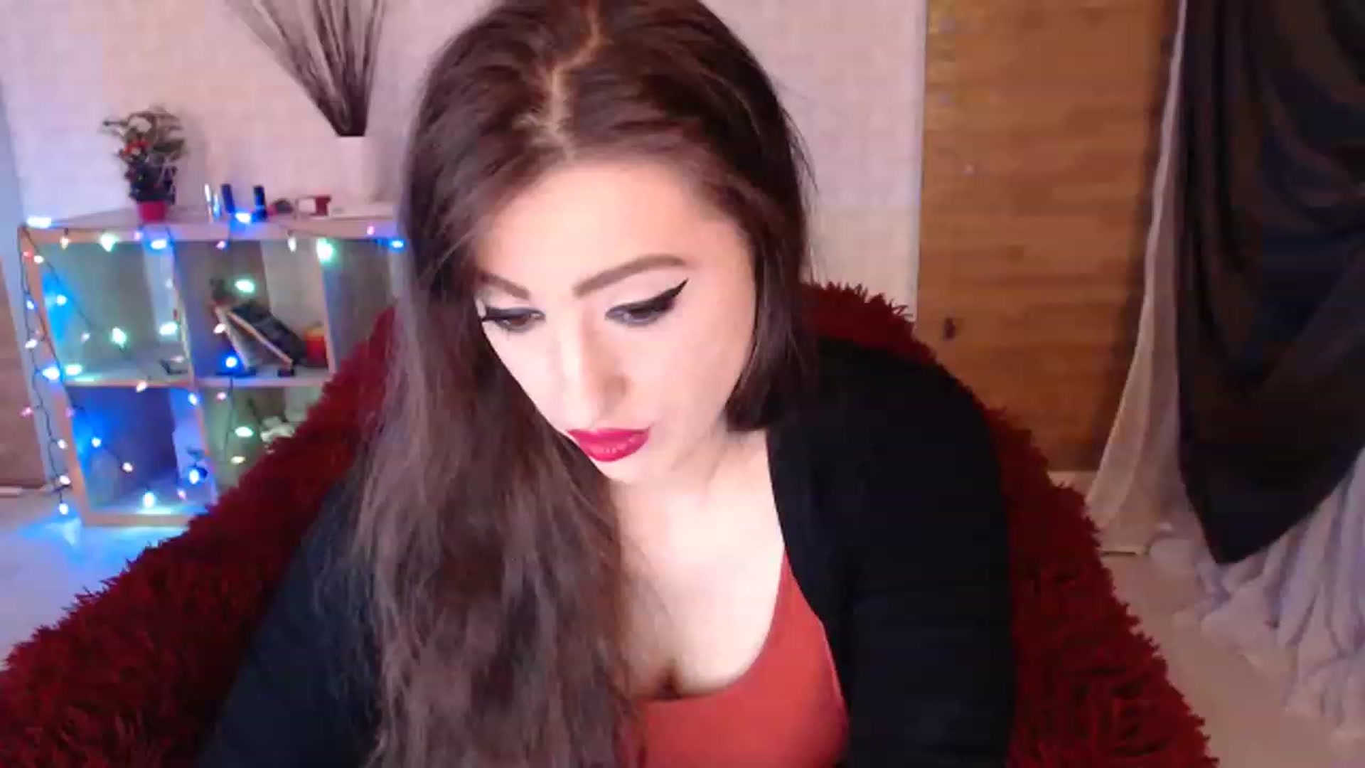 Gallery image thumbnail from HotRebbecca's myfreecams stream on, 12/28/2022, 02:50 image 1 of 20
