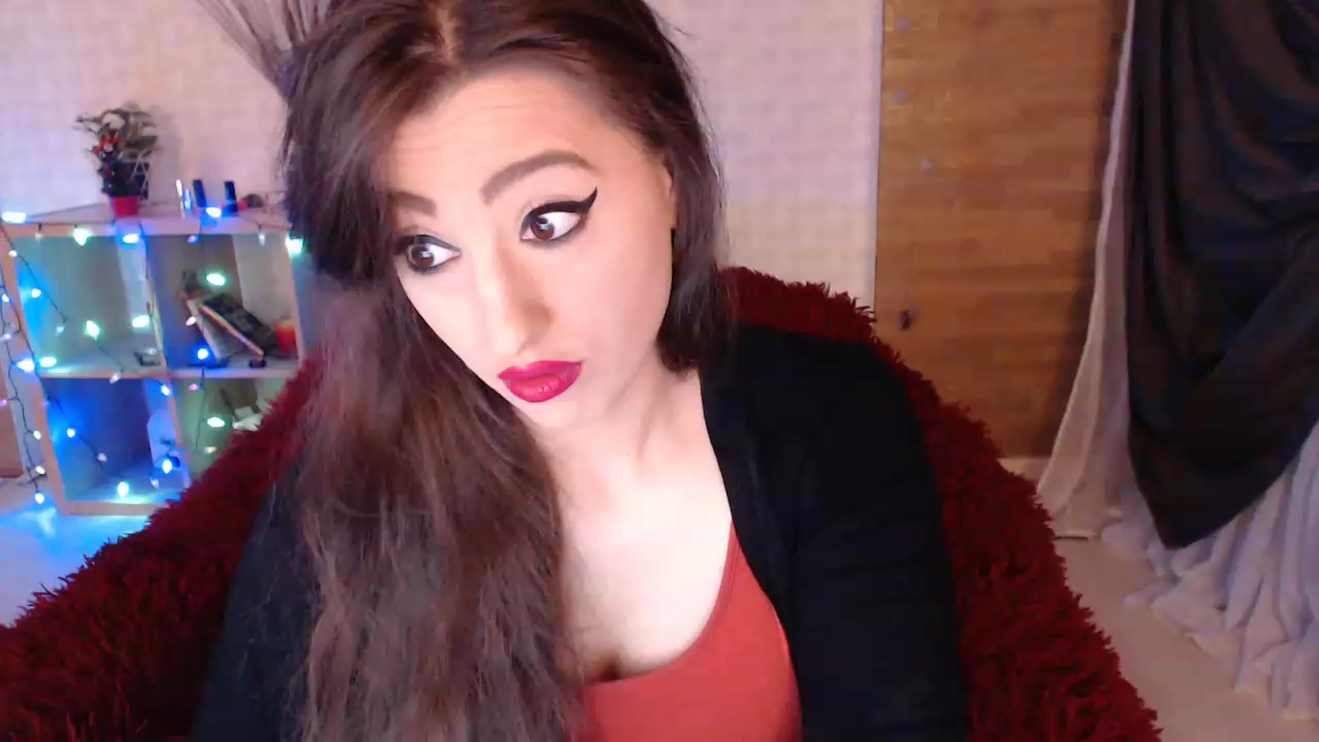 Gallery image thumbnail from HotRebbecca's myfreecams stream on, 12/28/2022, 02:50 image 14 of 20