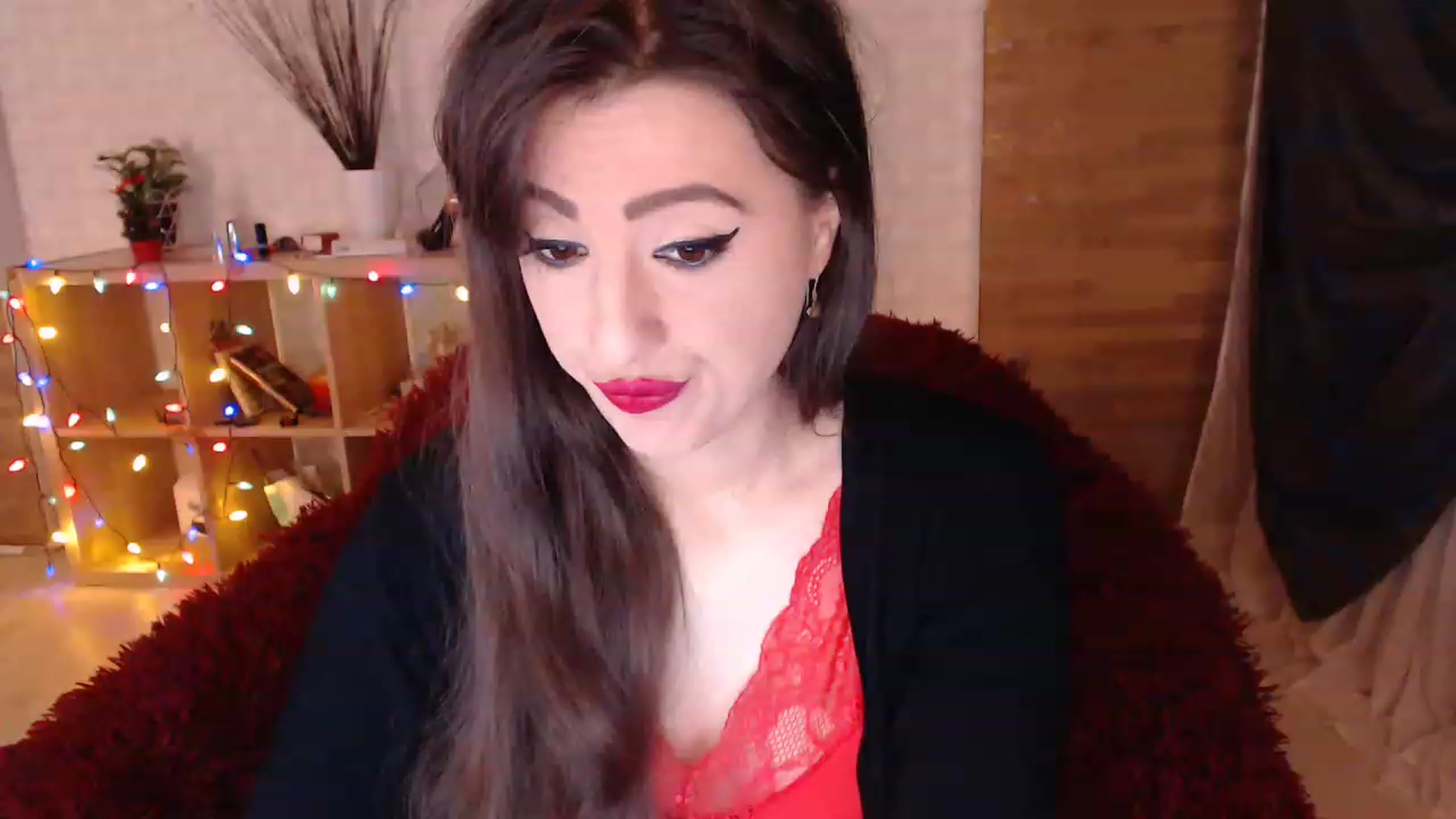 Gallery image thumbnail from HotRebbecca's myfreecams stream on, 12/29/2022, 01:37 image 14 of 20