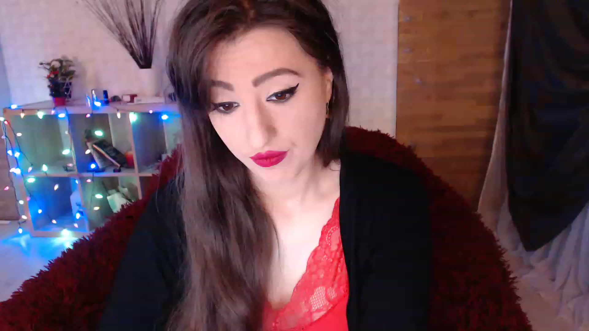 Gallery image thumbnail from HotRebbecca's myfreecams stream on, 12/29/2022, 01:37 image 13 of 20