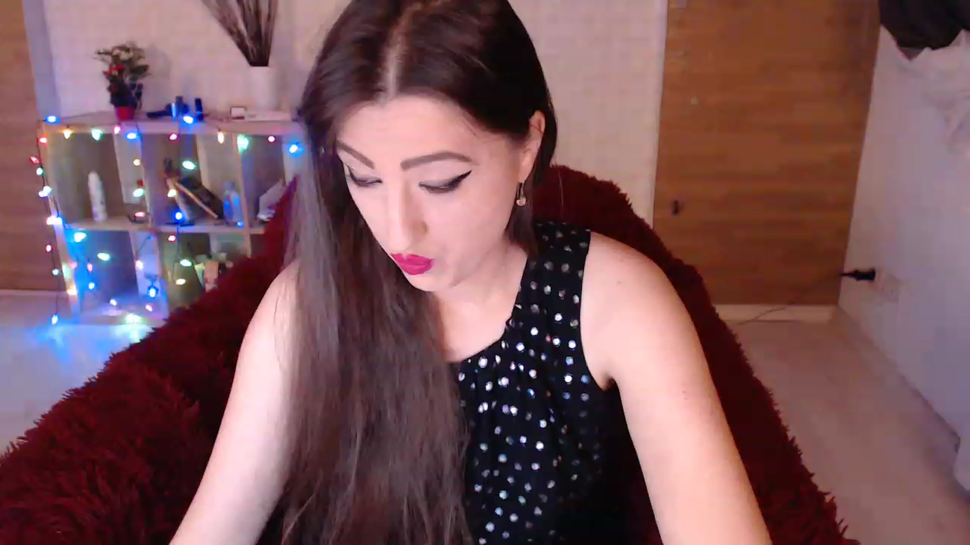 Gallery image thumbnail from HotRebbecca's myfreecams stream on, 01/02/2023, 01:45 image 14 of 20