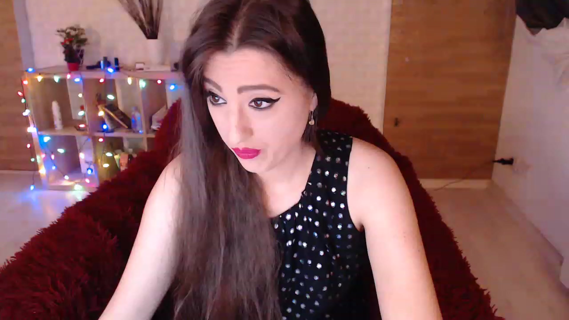 Gallery image thumbnail from HotRebbecca's myfreecams stream on, 01/02/2023, 01:45 image 16 of 20