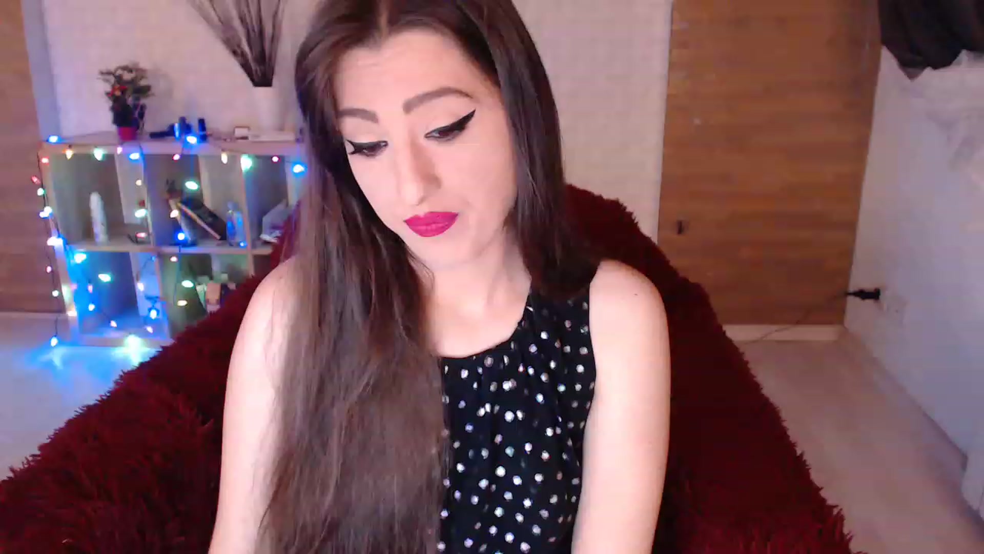 Gallery image thumbnail from HotRebbecca's myfreecams stream on, 01/02/2023, 01:45 image 4 of 20