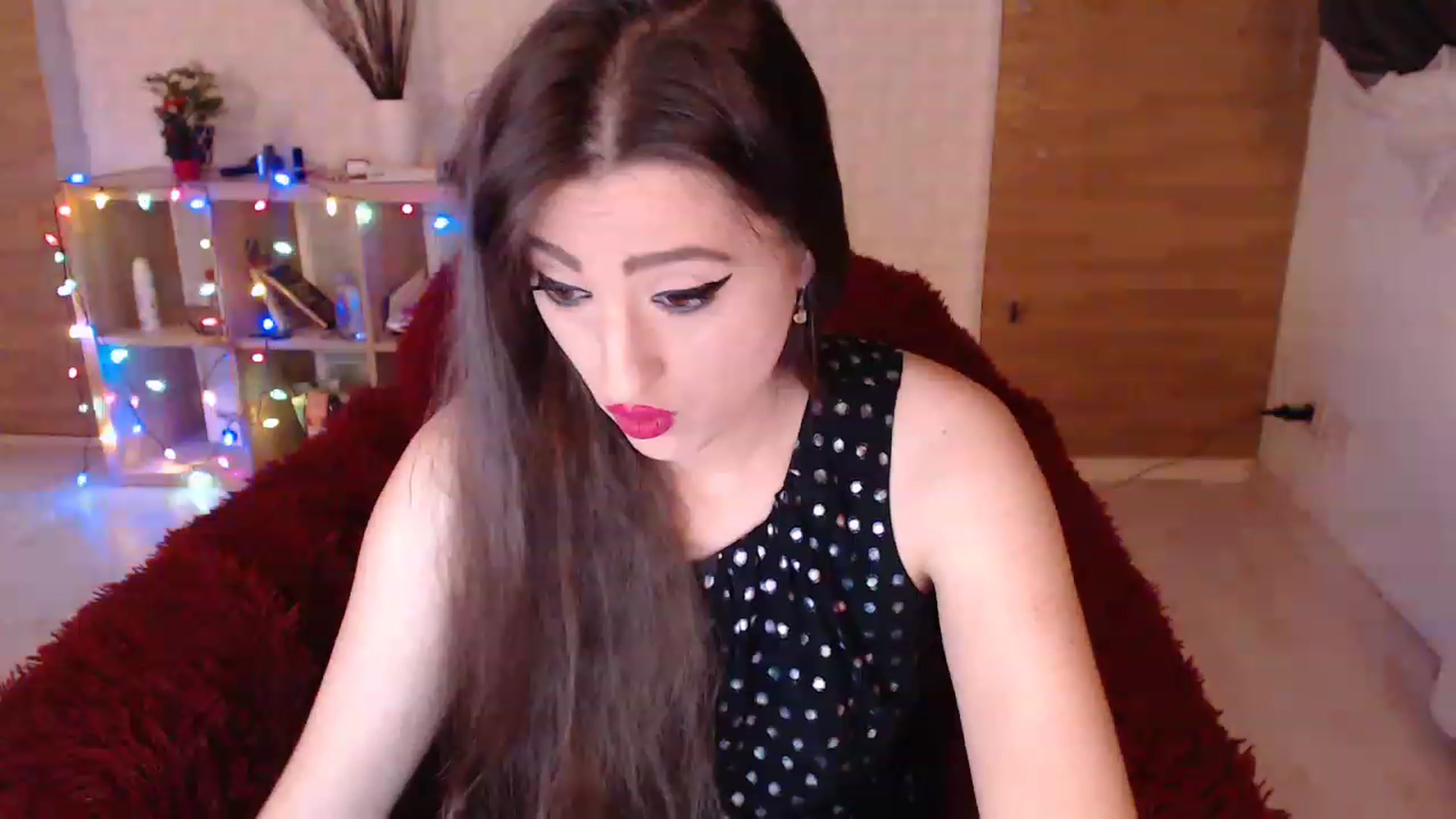 Gallery image thumbnail from HotRebbecca's myfreecams stream on, 01/02/2023, 01:45 image 17 of 20