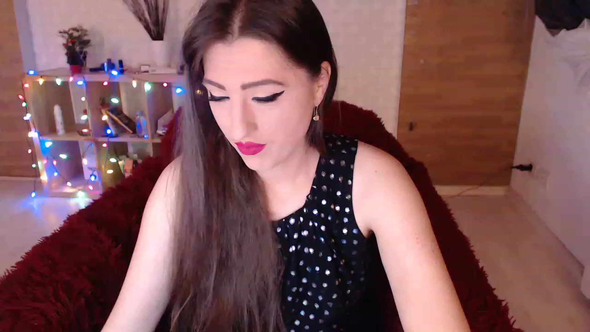 Gallery image thumbnail from HotRebbecca's myfreecams stream on, 01/02/2023, 01:45 image 13 of 20