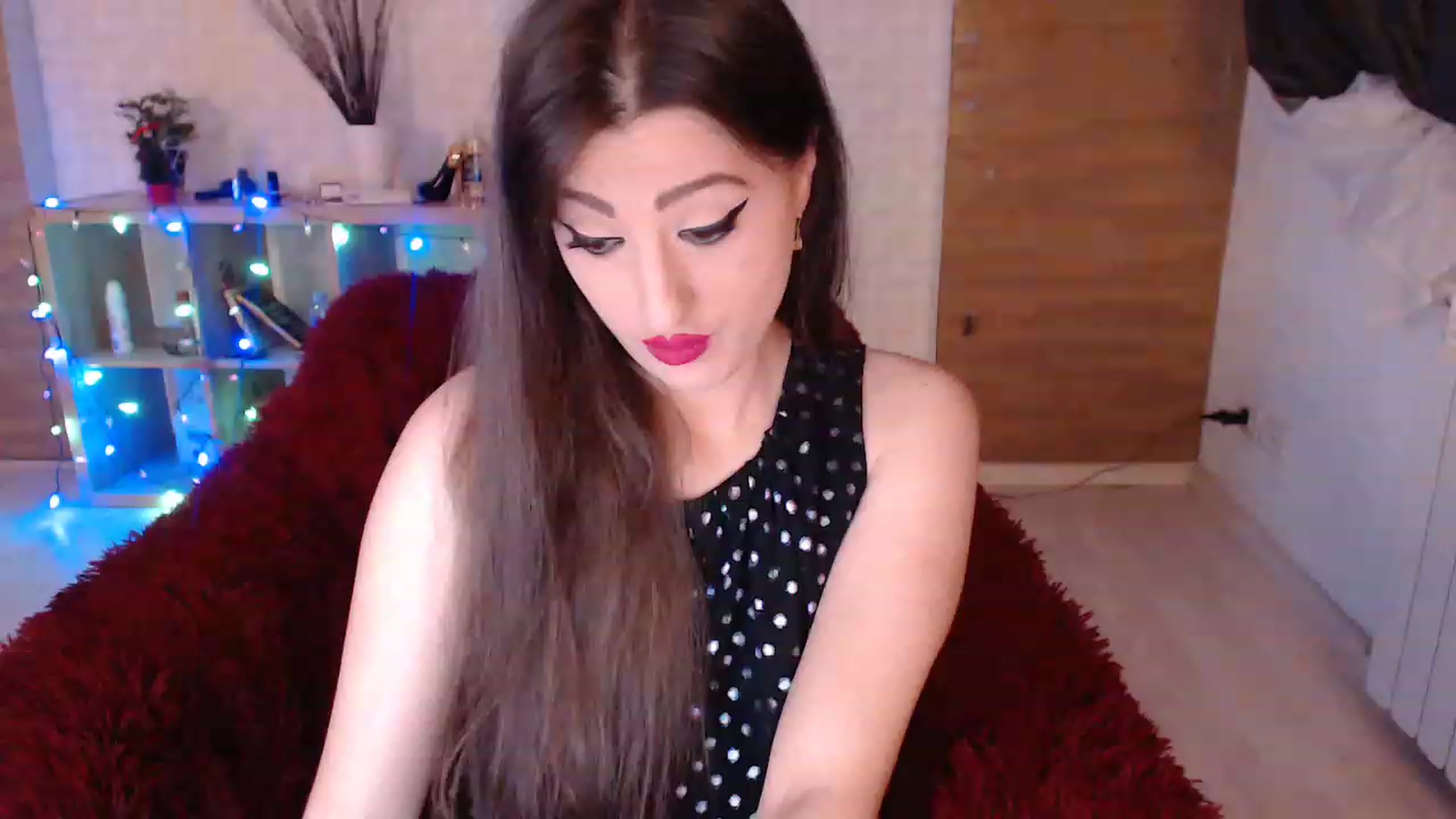 Gallery image thumbnail from HotRebbecca's myfreecams stream on, 01/02/2023, 04:37 image 17 of 20