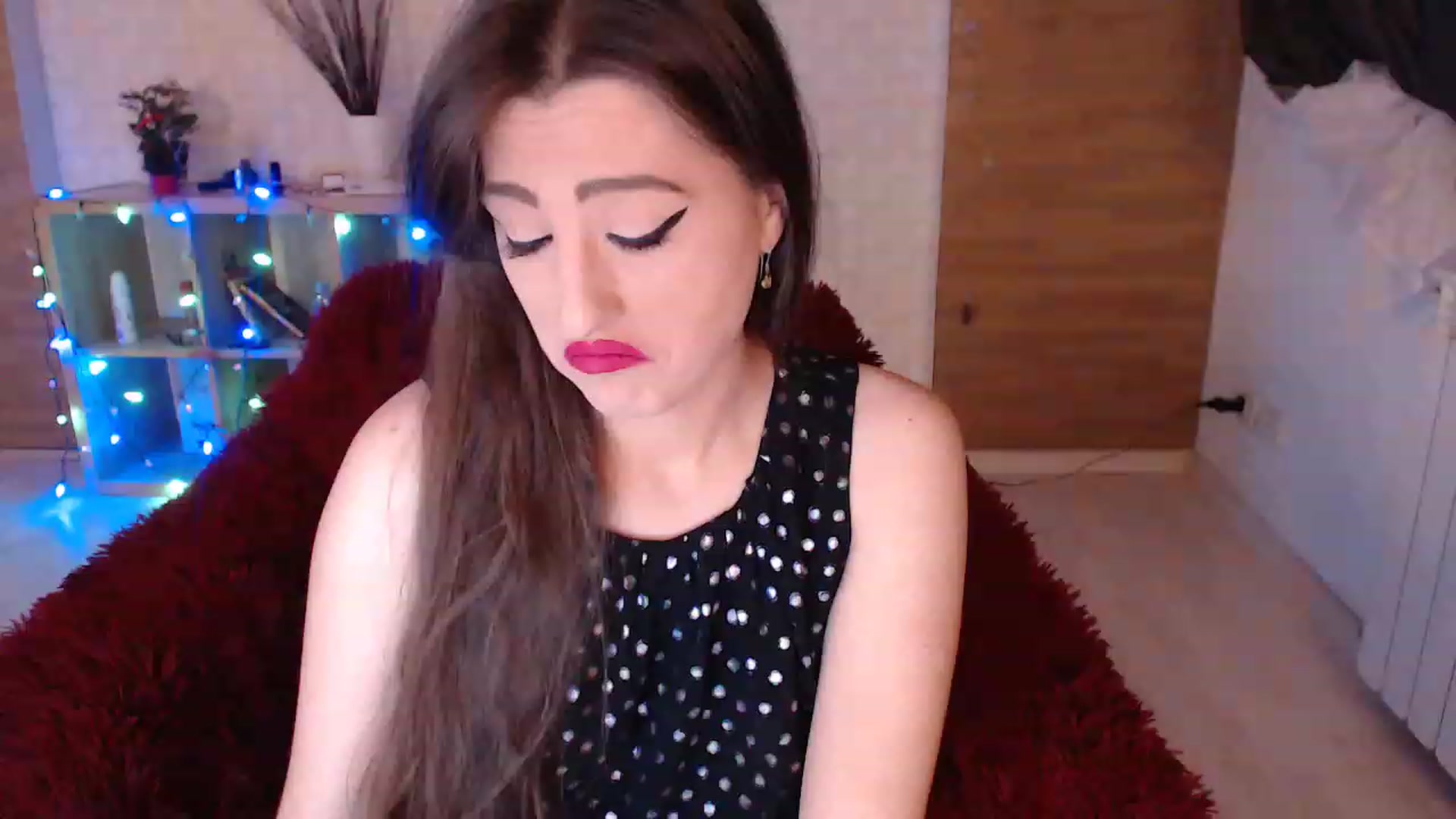 Gallery image thumbnail from HotRebbecca's myfreecams stream on, 01/02/2023, 04:37 image 1 of 20