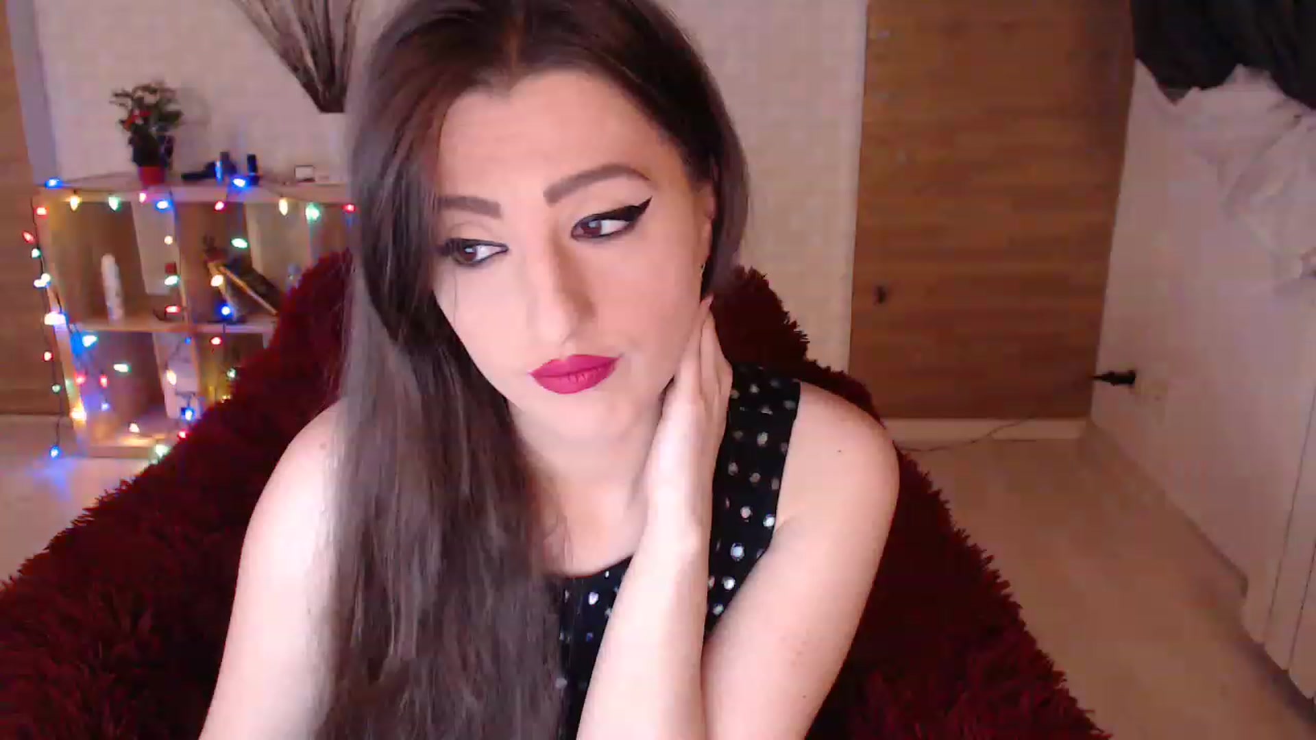 Gallery image thumbnail from HotRebbecca's myfreecams stream on, 01/02/2023, 04:37 image 10 of 20