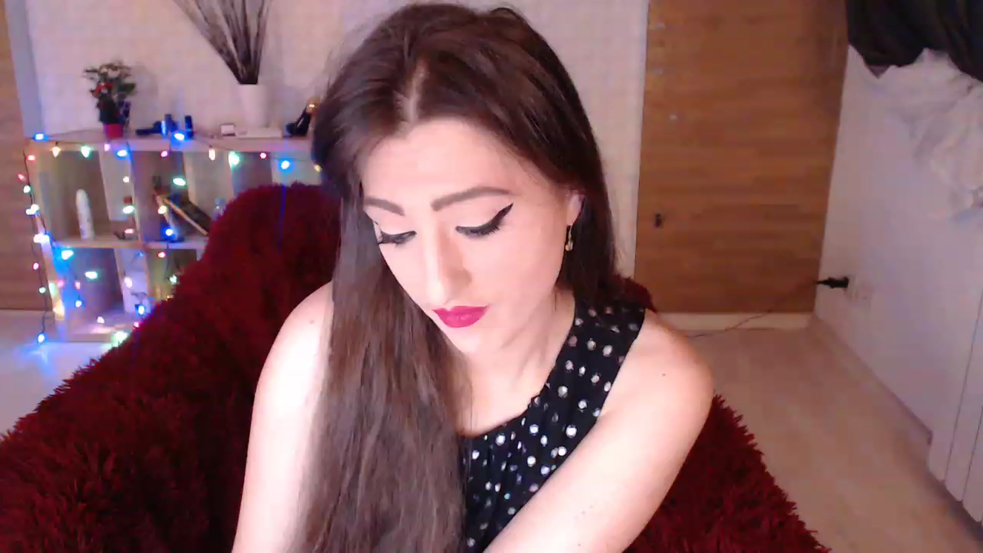 Gallery image thumbnail from HotRebbecca's myfreecams stream on, 01/02/2023, 04:37 image 12 of 20
