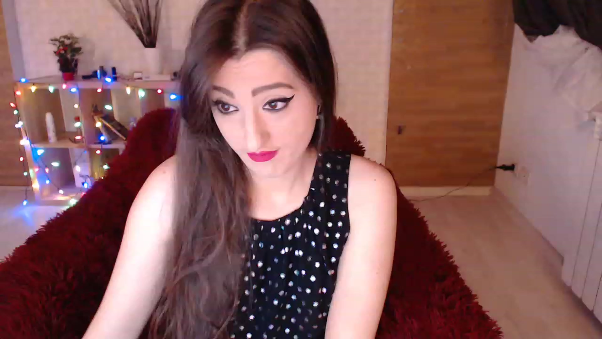 Gallery image thumbnail from HotRebbecca's myfreecams stream on, 01/02/2023, 04:37 image 4 of 20