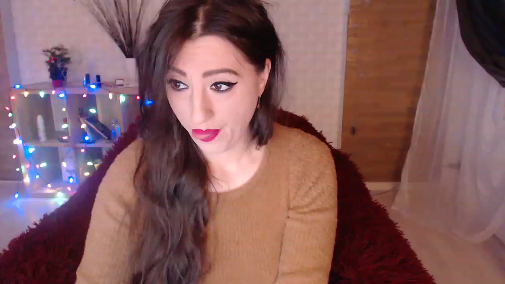 Gallery image thumbnail from HotRebbecca's myfreecams stream on, 01/04/2023, 24:33 image 10 of 20