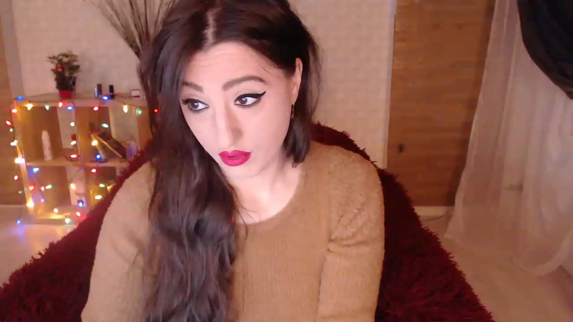 Gallery image thumbnail from HotRebbecca's myfreecams stream on, 01/04/2023, 24:33 image 4 of 20