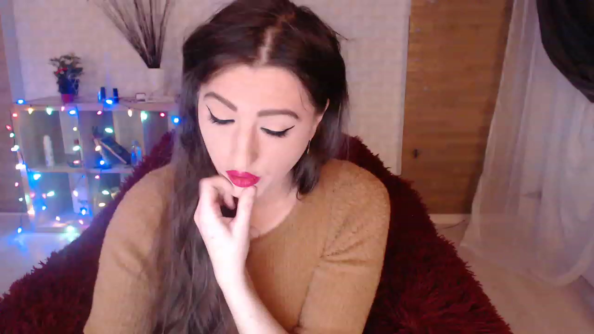 Gallery image thumbnail from HotRebbecca's myfreecams stream on, 01/04/2023, 24:33 image 16 of 20