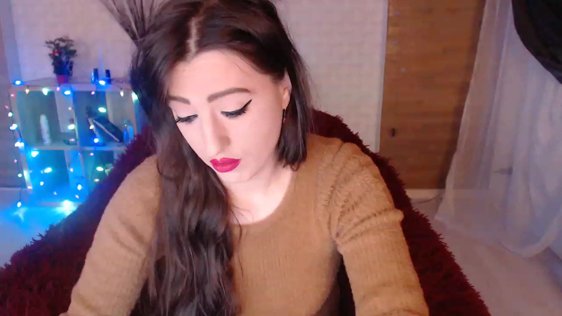 Gallery image thumbnail from HotRebbecca's myfreecams stream on, 01/04/2023, 24:33 image 18 of 20