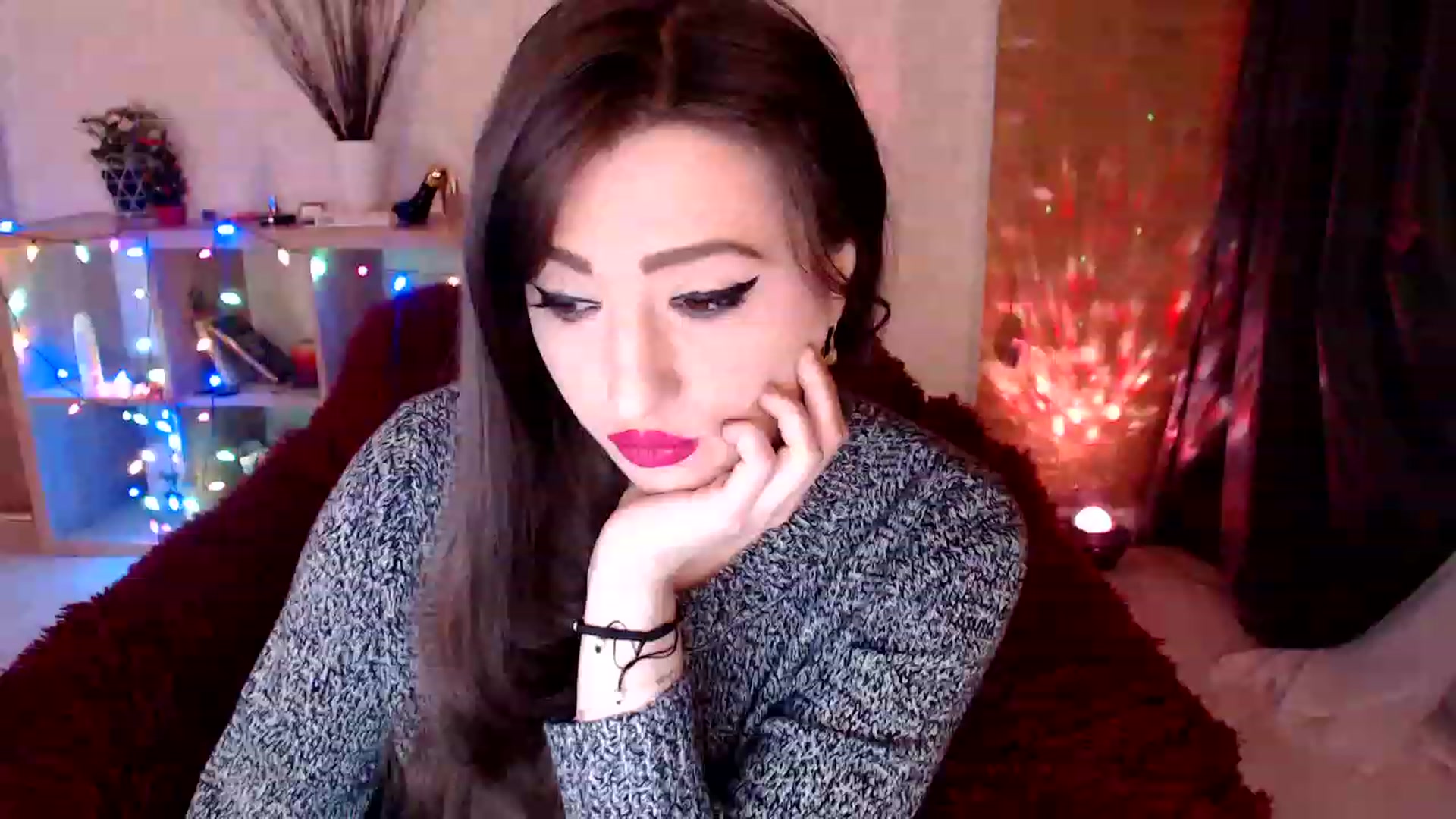 Gallery image thumbnail from HotRebbecca's myfreecams stream on, 01/17/2023, 24:49 image 7 of 20